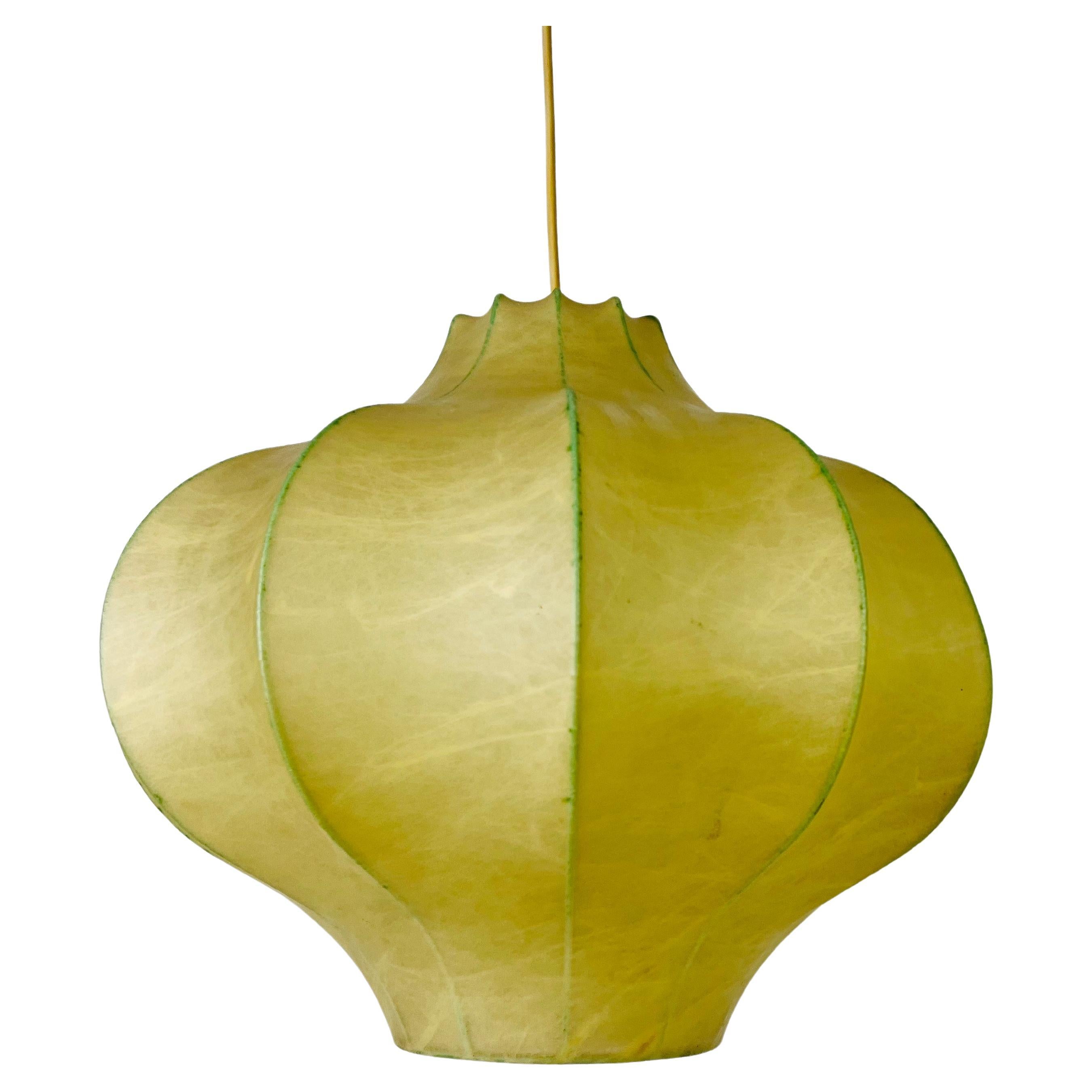 Mid-Century Modern Flower Shape Cocoon Pendant Light, 1960s, Italy For Sale