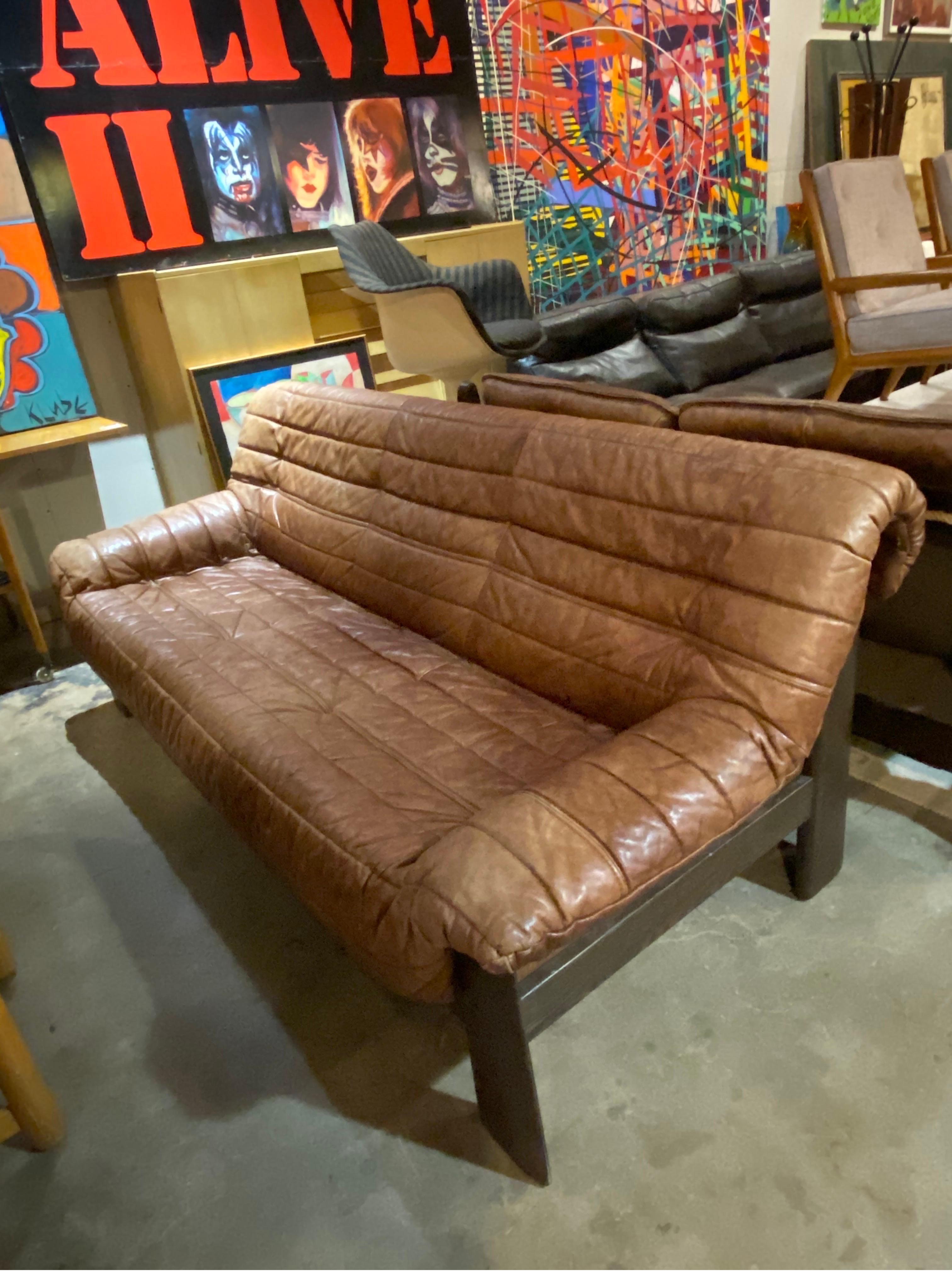 Mid-Century Modern Fluted Leather Sofa 2