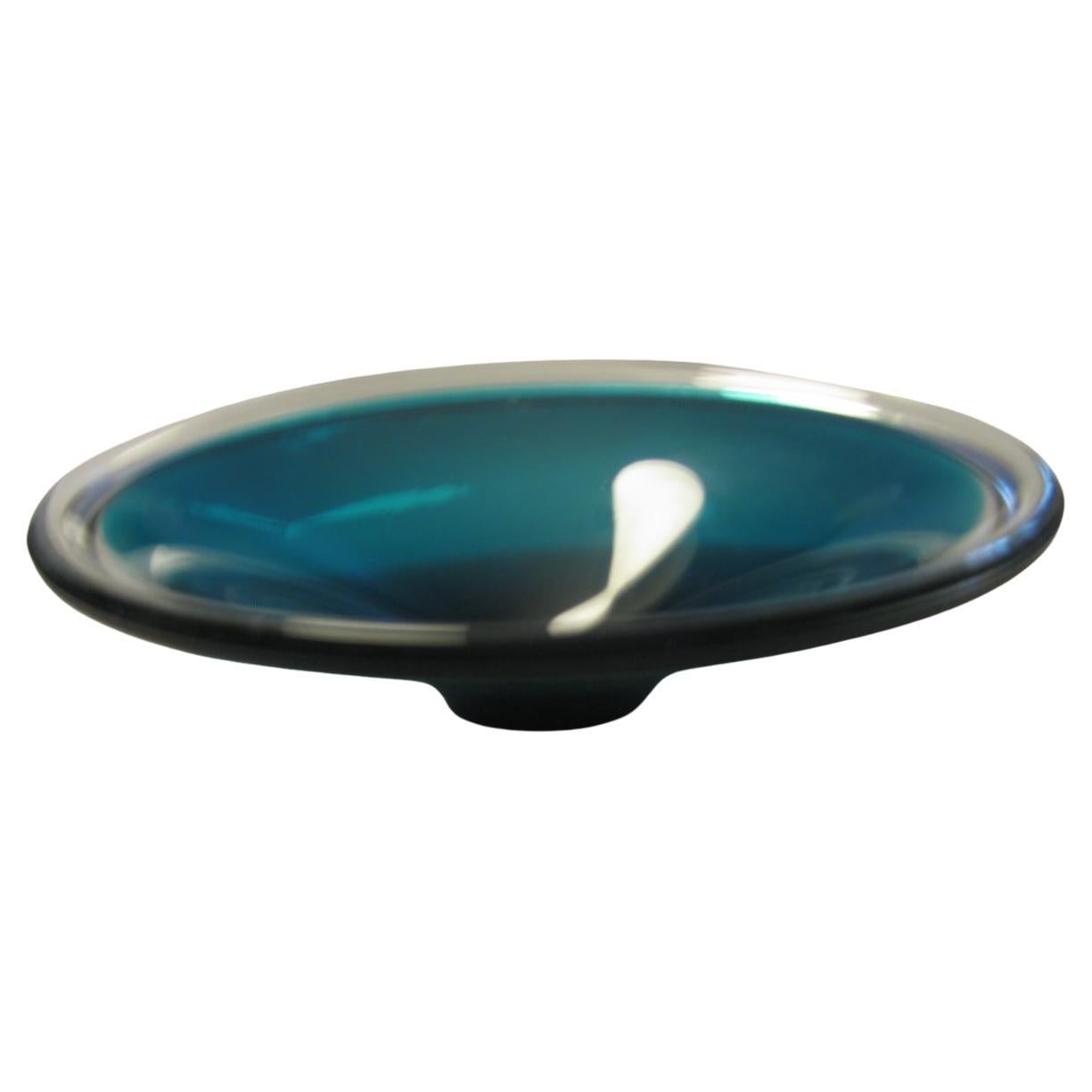 Mid-Century Modern Bol en verre d'art Coquille de Flygsfors Mid Century modern