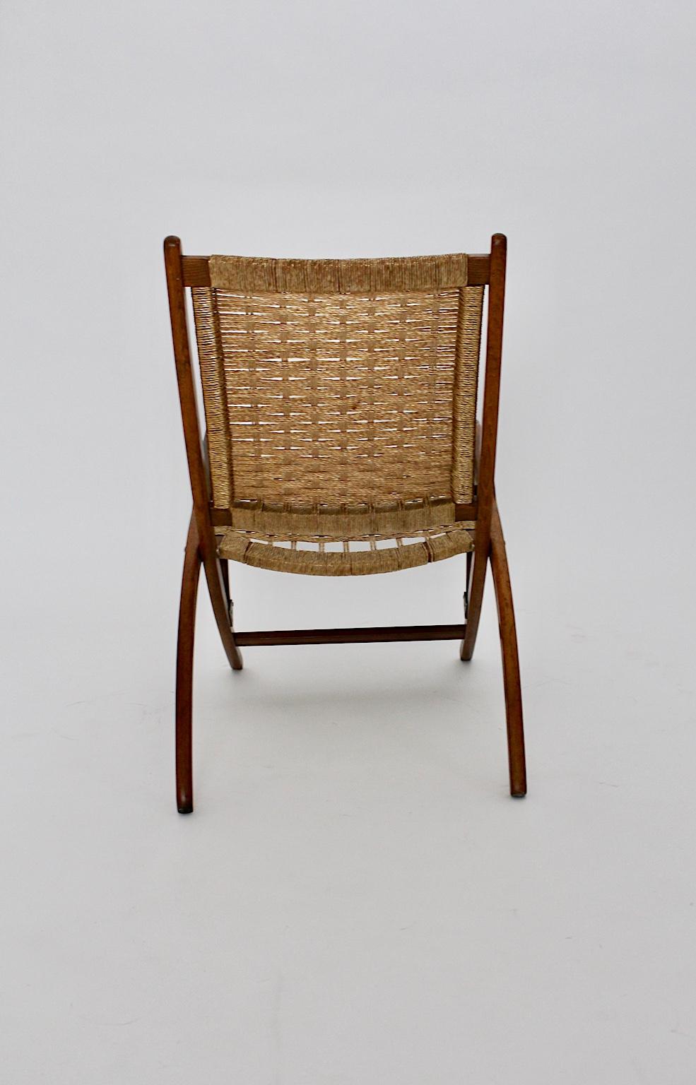 Mid-Century Modern Folding Beech Vintage Chair Style Gio Ponti, 1960s, Italy For Sale 5