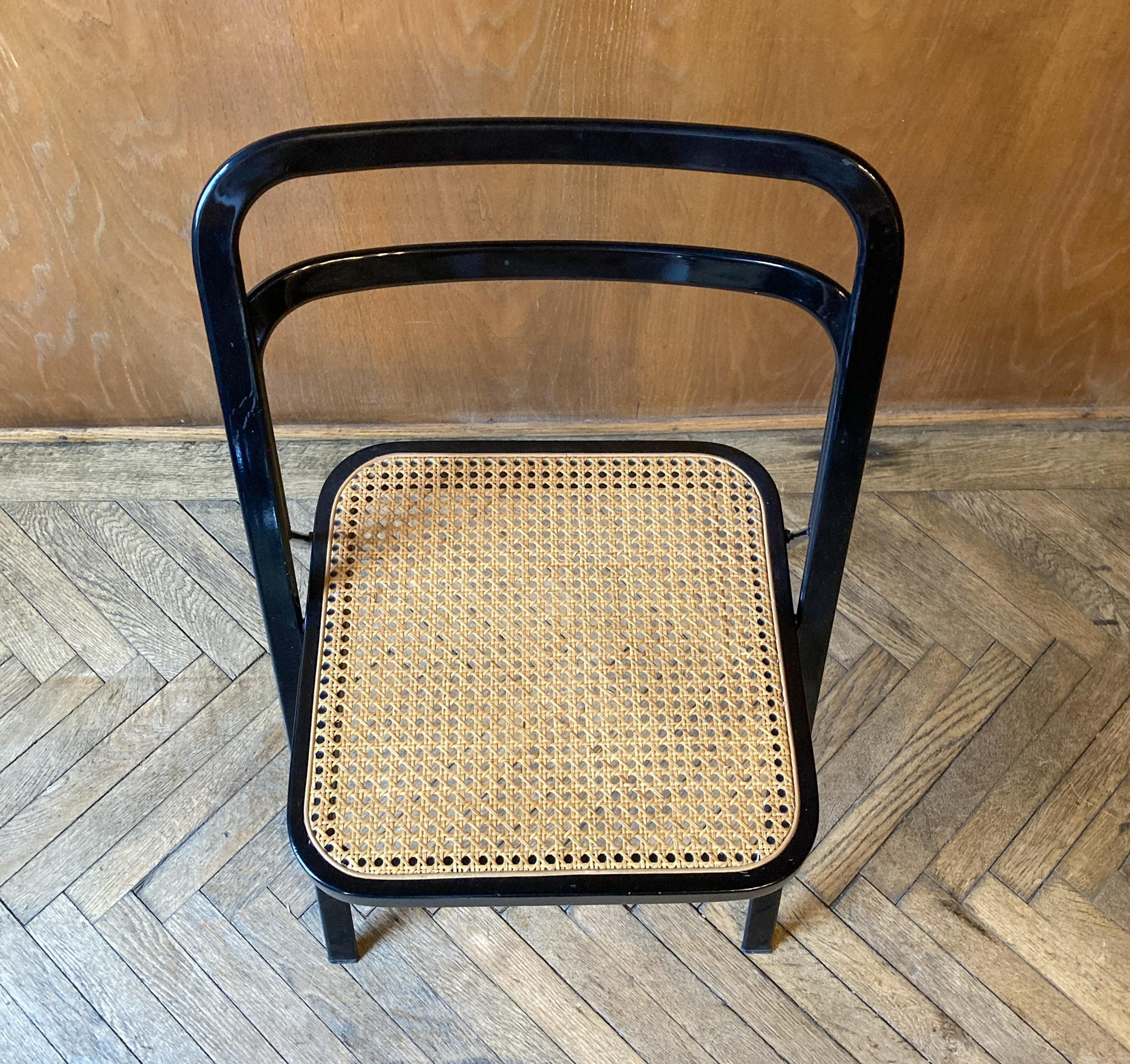 Mid-Century Modern Folding Chairs Viennese Straw by G. Cattelan, Italy 1970s For Sale 1