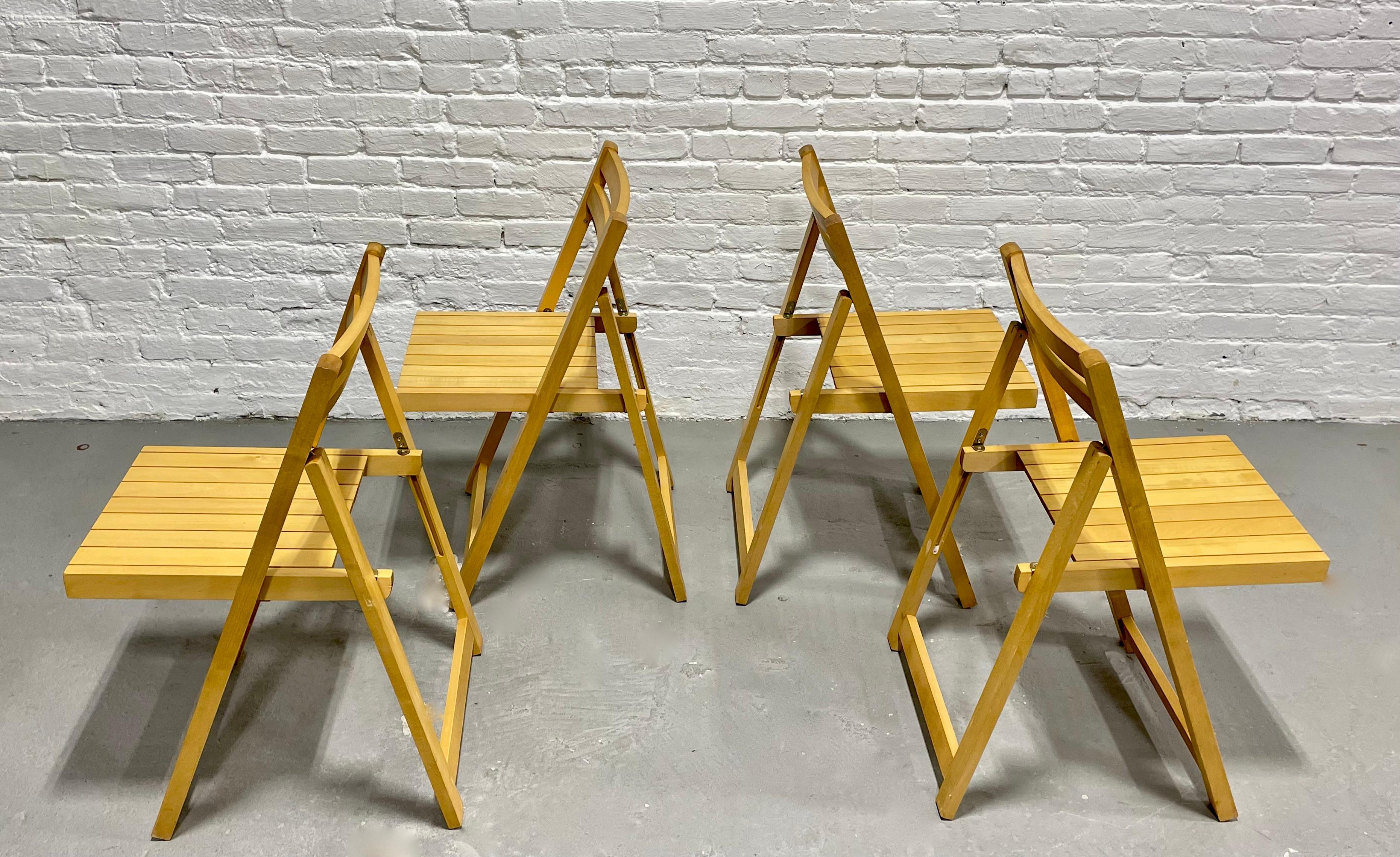 Mid-Century Modern Folding Dining Chairs, Set of 4 For Sale 5