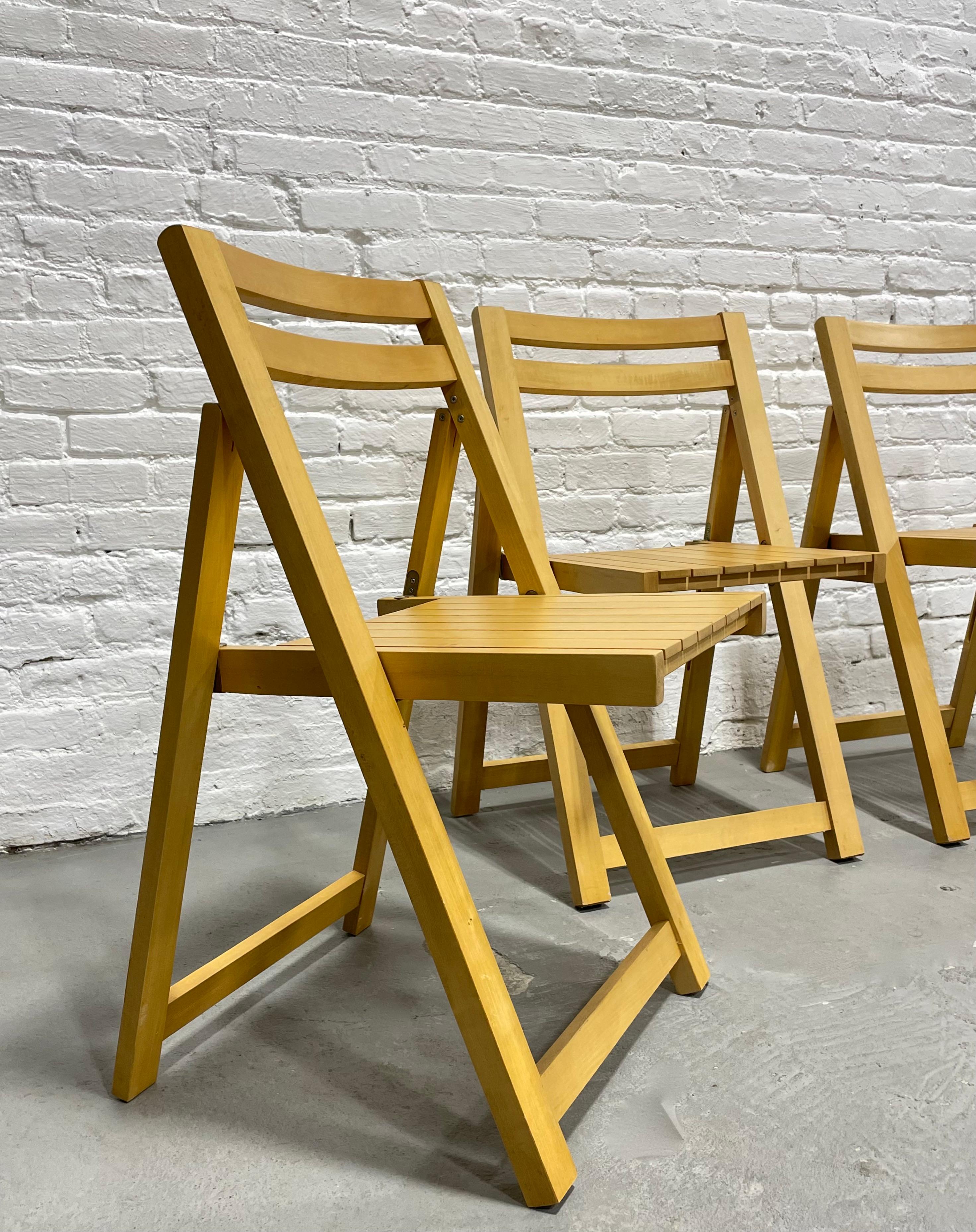 Mid-Century Modern Folding Dining Chairs, Set of 4 For Sale 2