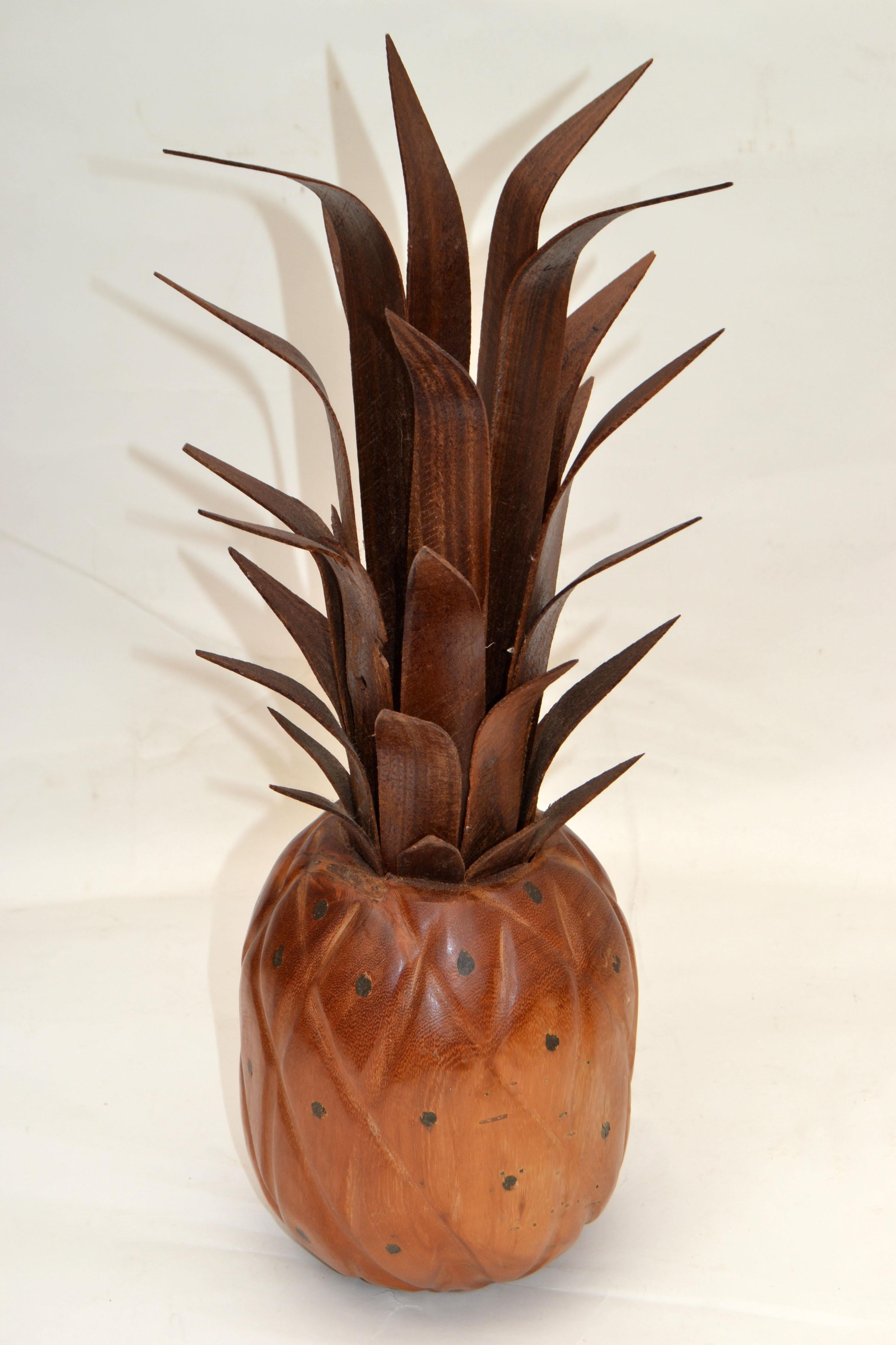 Handgefertigte Ananas-Skulptur aus Holz und Naturfasern, Moderne der Mitte des Jahrhunderts (amerikanisch)