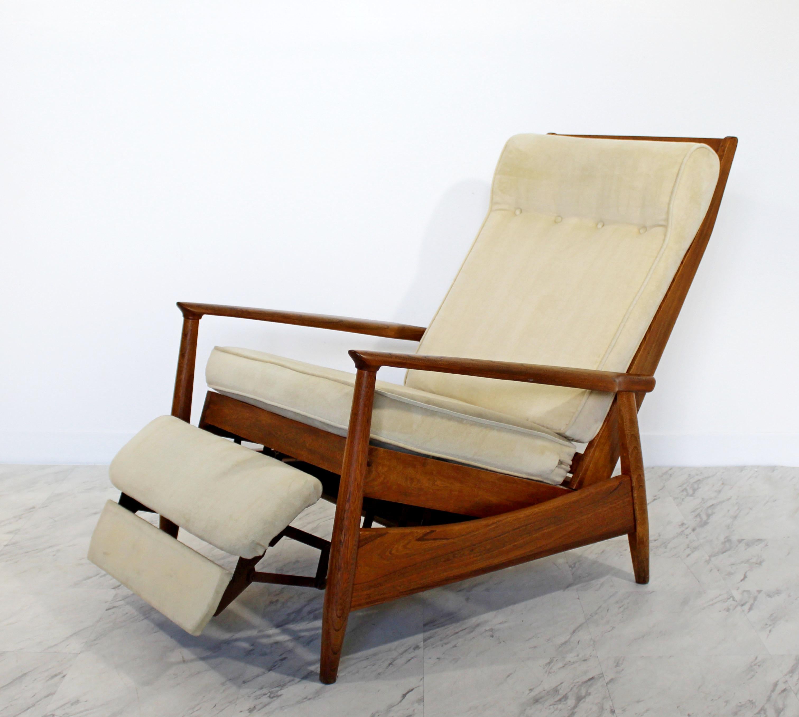 Mid-Century Modern Folke Ohlsson DUX Reclining Lounge Chair In Good Condition In Keego Harbor, MI