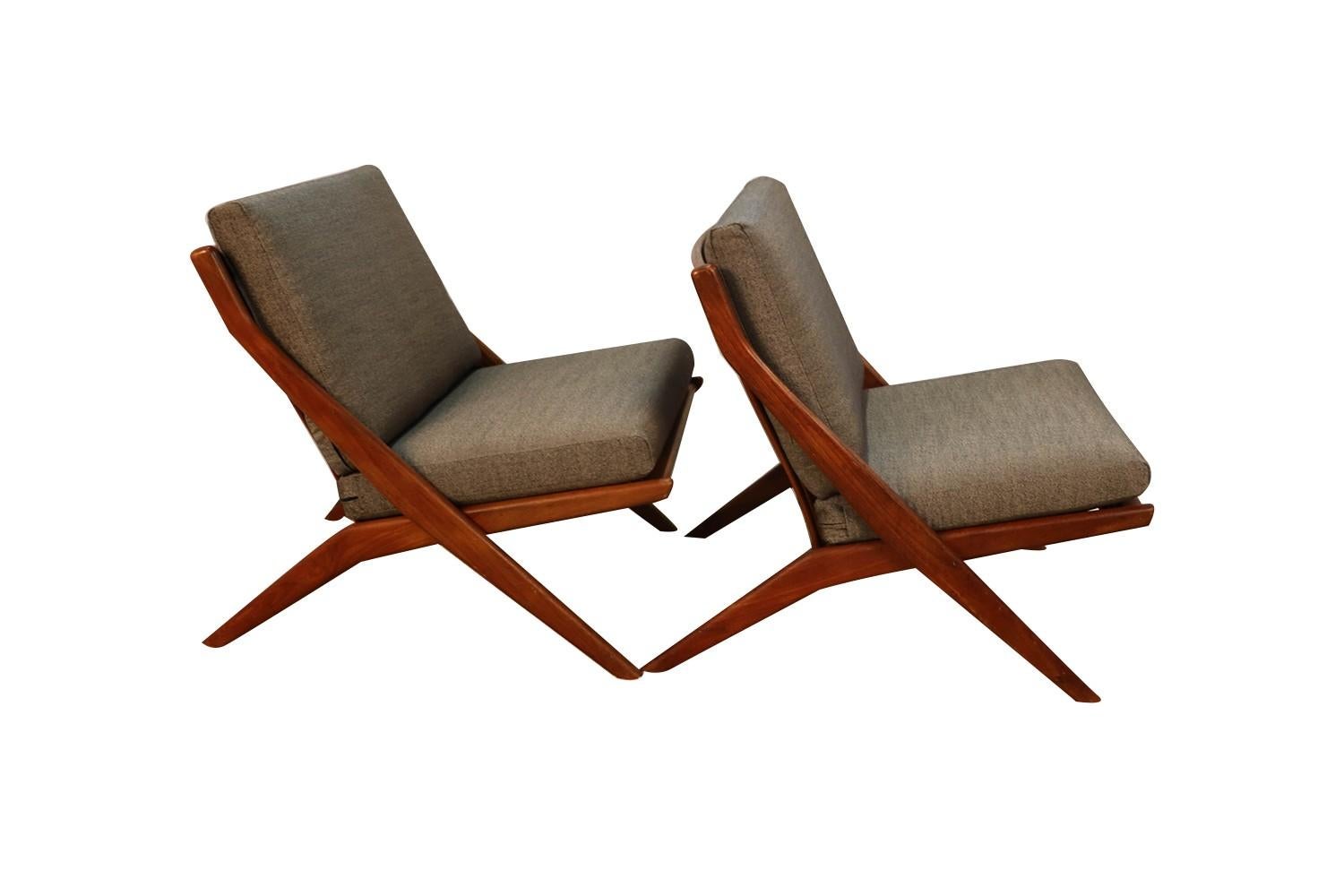 Swedish Mid-Century Modern Folke Ohlsson Dux Scissor Lounge Chairs, Pair