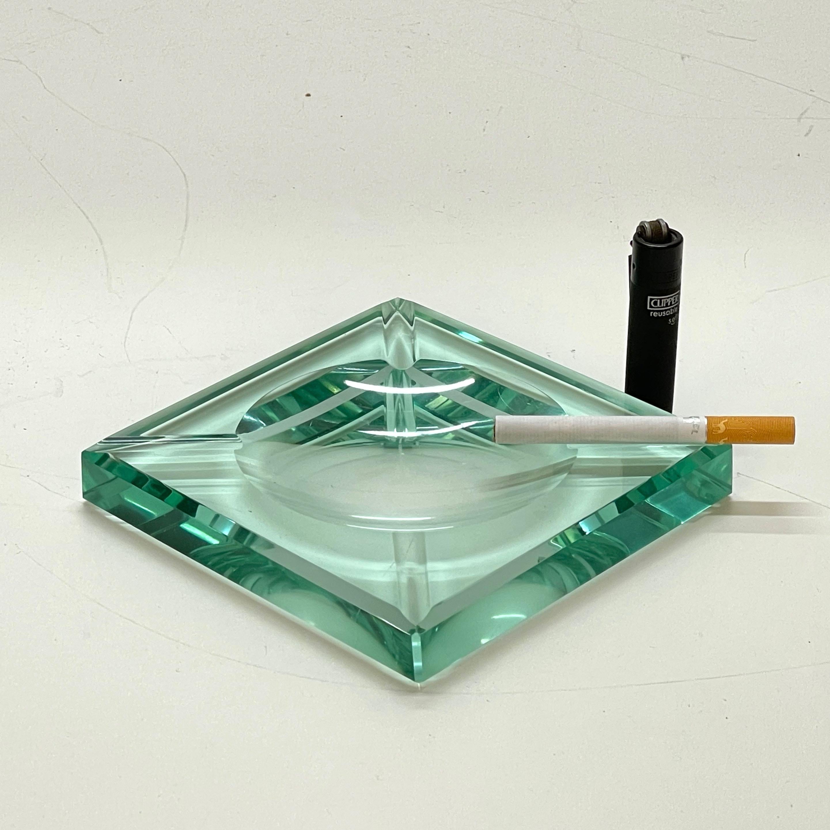 Mid-Century Modern Fontana Arte Green Crystal Glass Squared Italian Ashtray 3