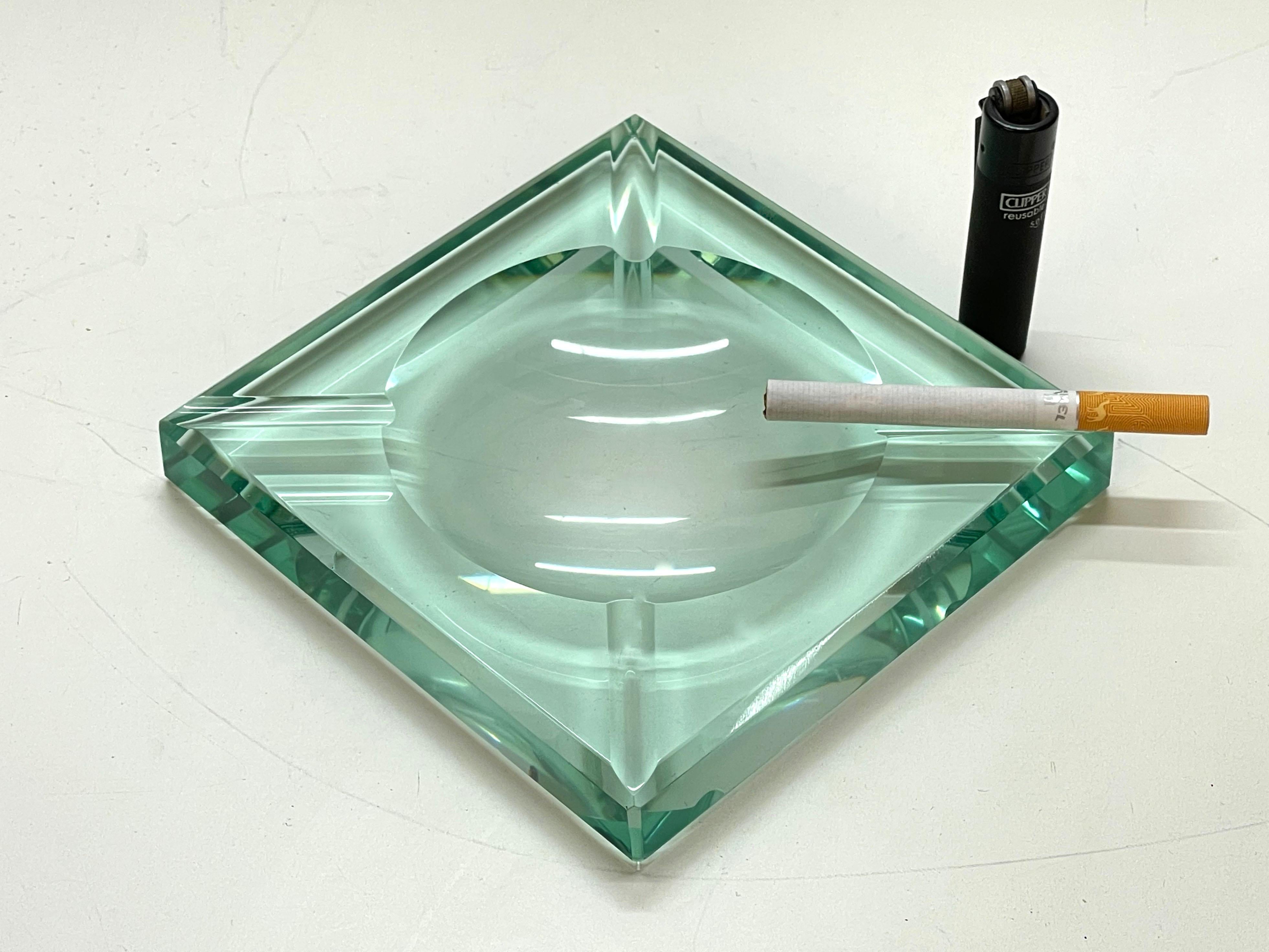 Mid-Century Modern Fontana Arte Green Crystal Glass Squared Italian Ashtray 5