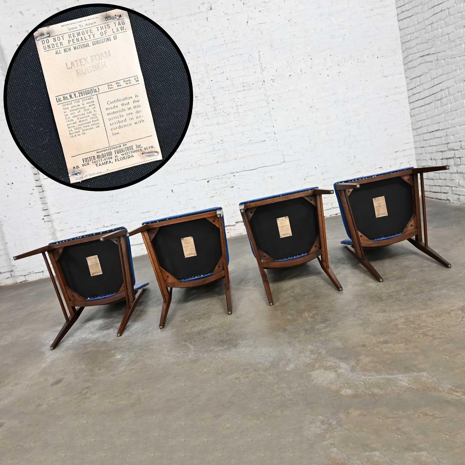 Foster-McDavid ensemble de chaises de salle à manger en faux cuir bleu cobalt mi-siècle moderne, lot de 4 en vente 6