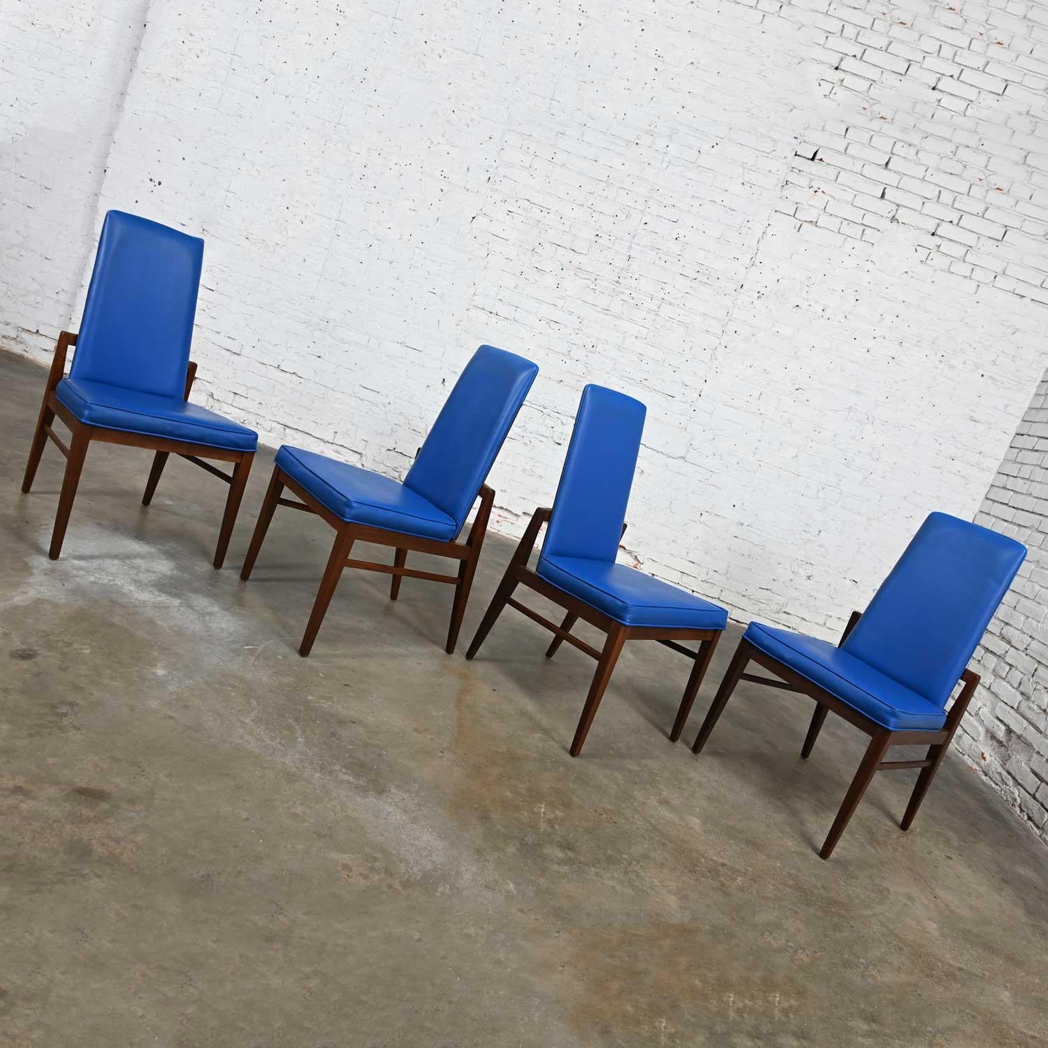 Mid-Century Modern Foster-McDavid Cobalt Blue Faux Leather Dining Chairs Set 4 For Sale 5