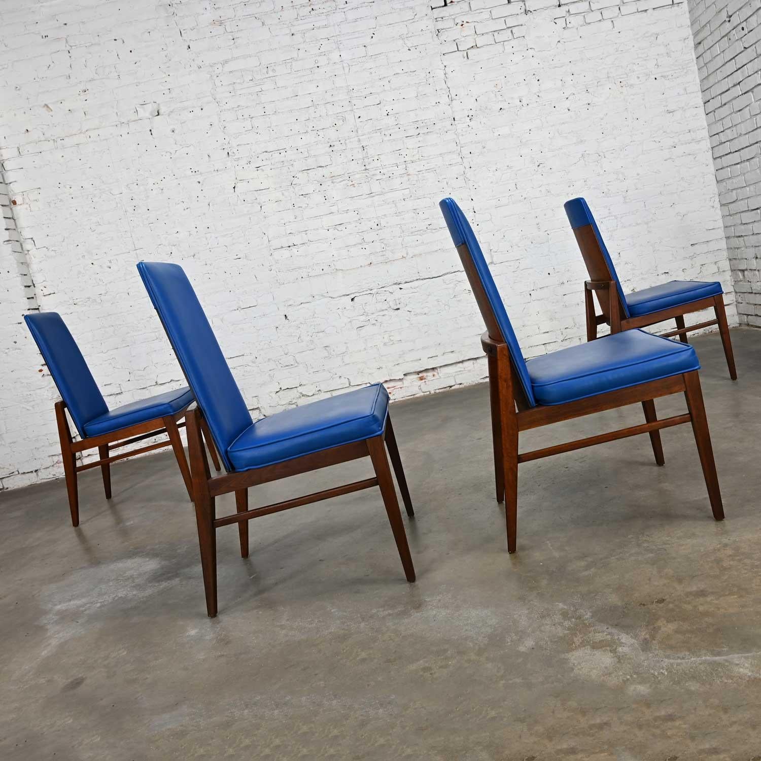 American Mid-Century Modern Foster-McDavid Cobalt Blue Faux Leather Dining Chairs Set 4 For Sale