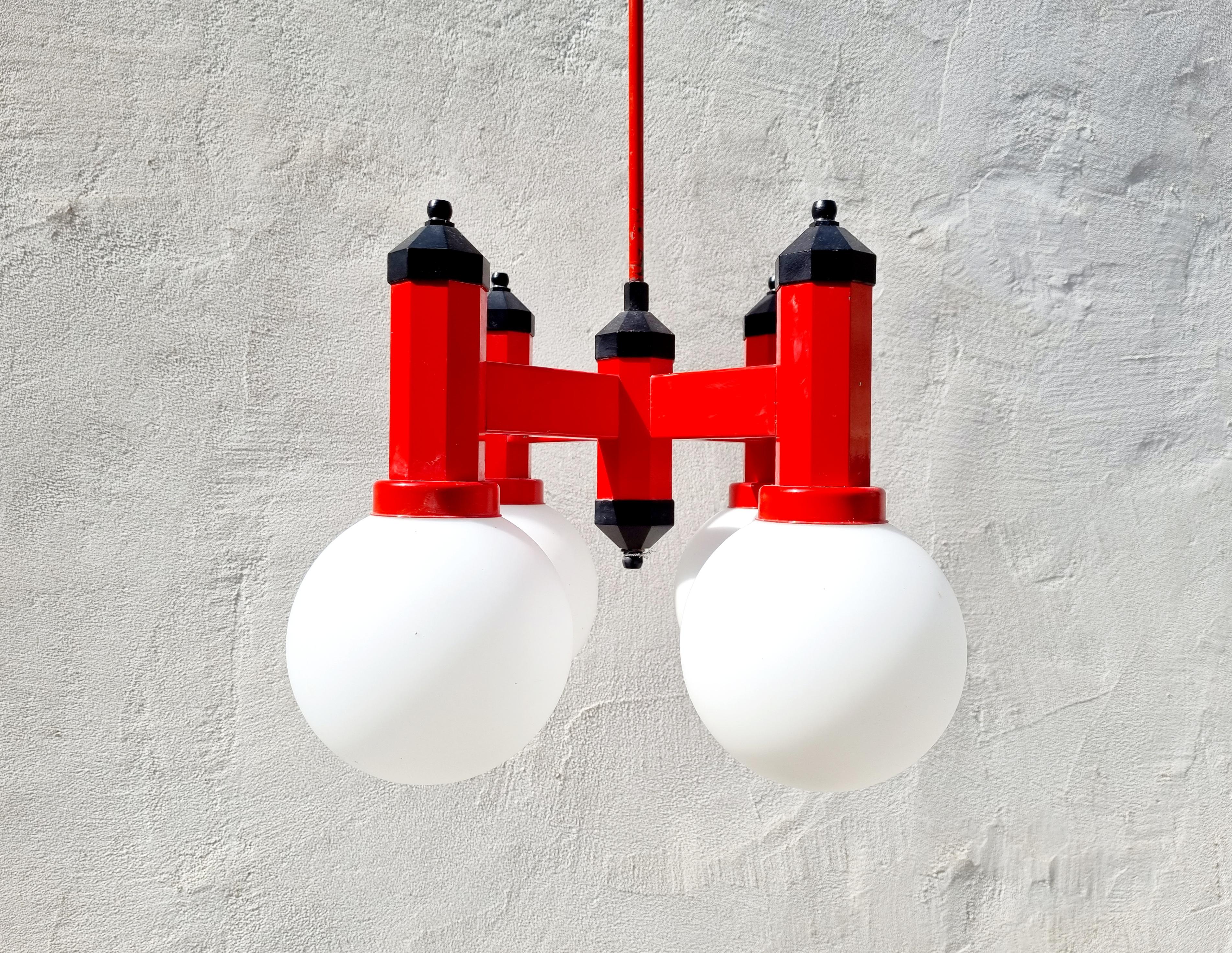 Metà XX secolo Lampada da soffitto a quattro bracci della metà del secolo scorso, Jugoslavia, anni '70 in vendita