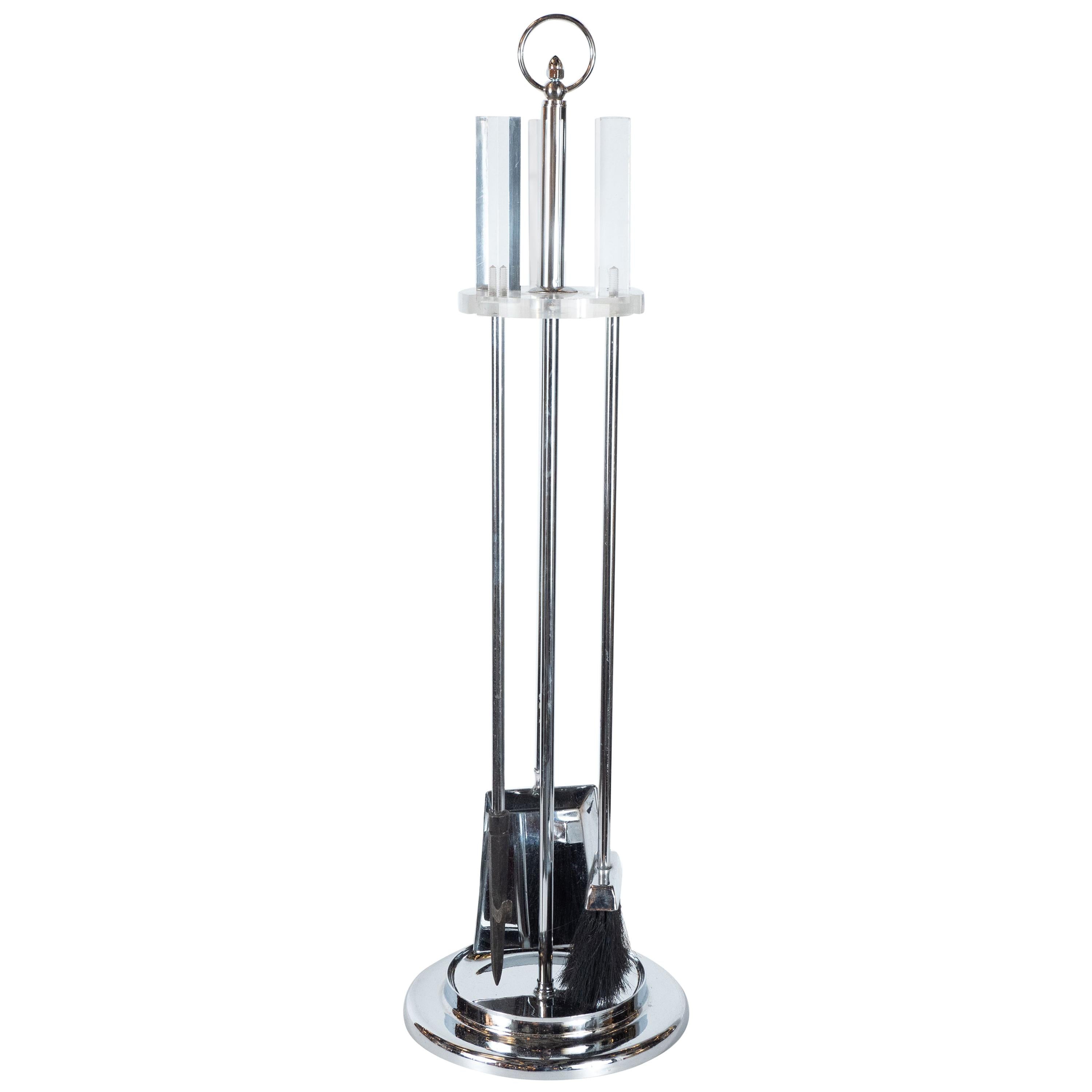 Set di attrezzi da fuoco in lucite e cromo in stile Mid-Century Modern a quattro pezzi