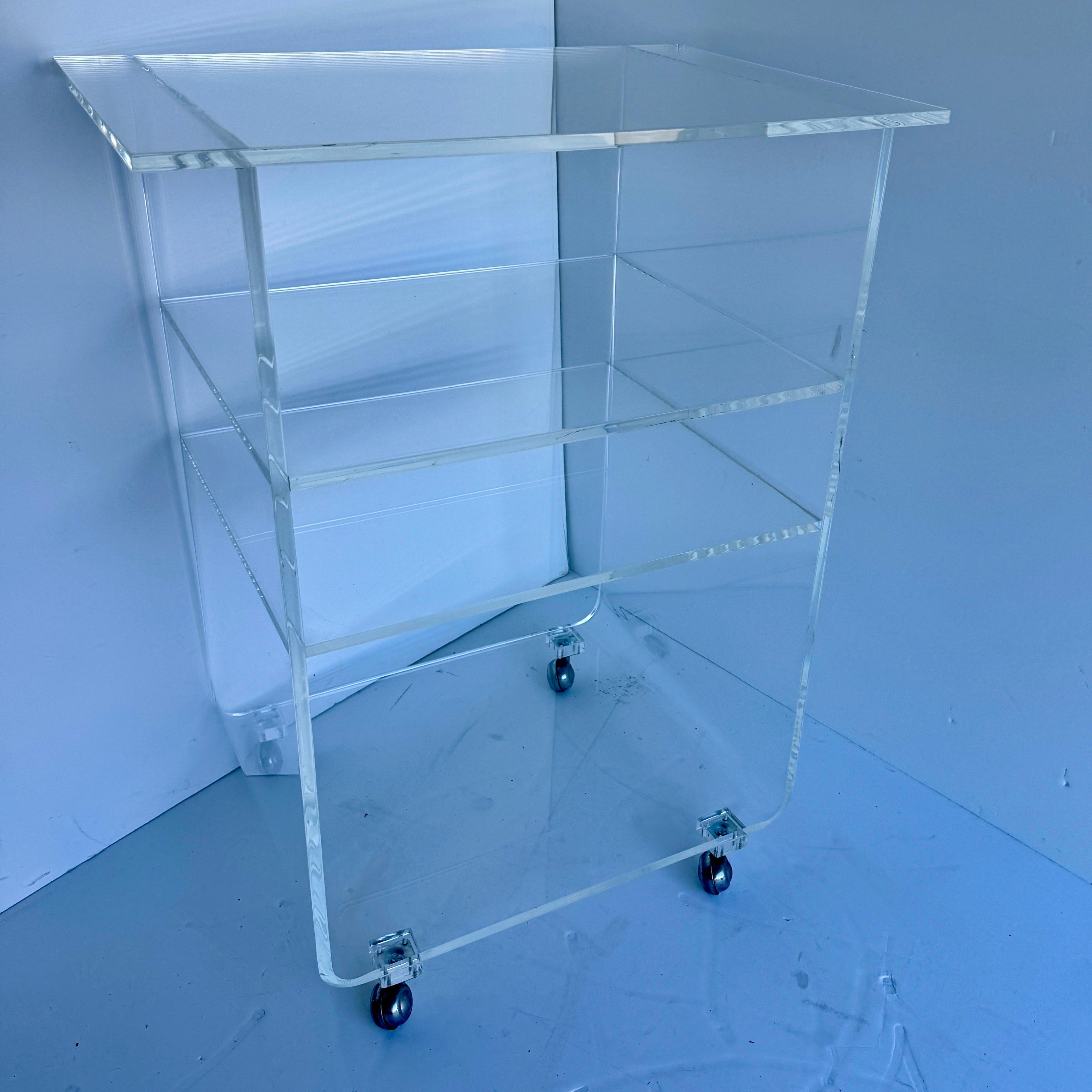 Mid-Century Modern Four Tier Bar Cart in Thick Lucite For Sale 1