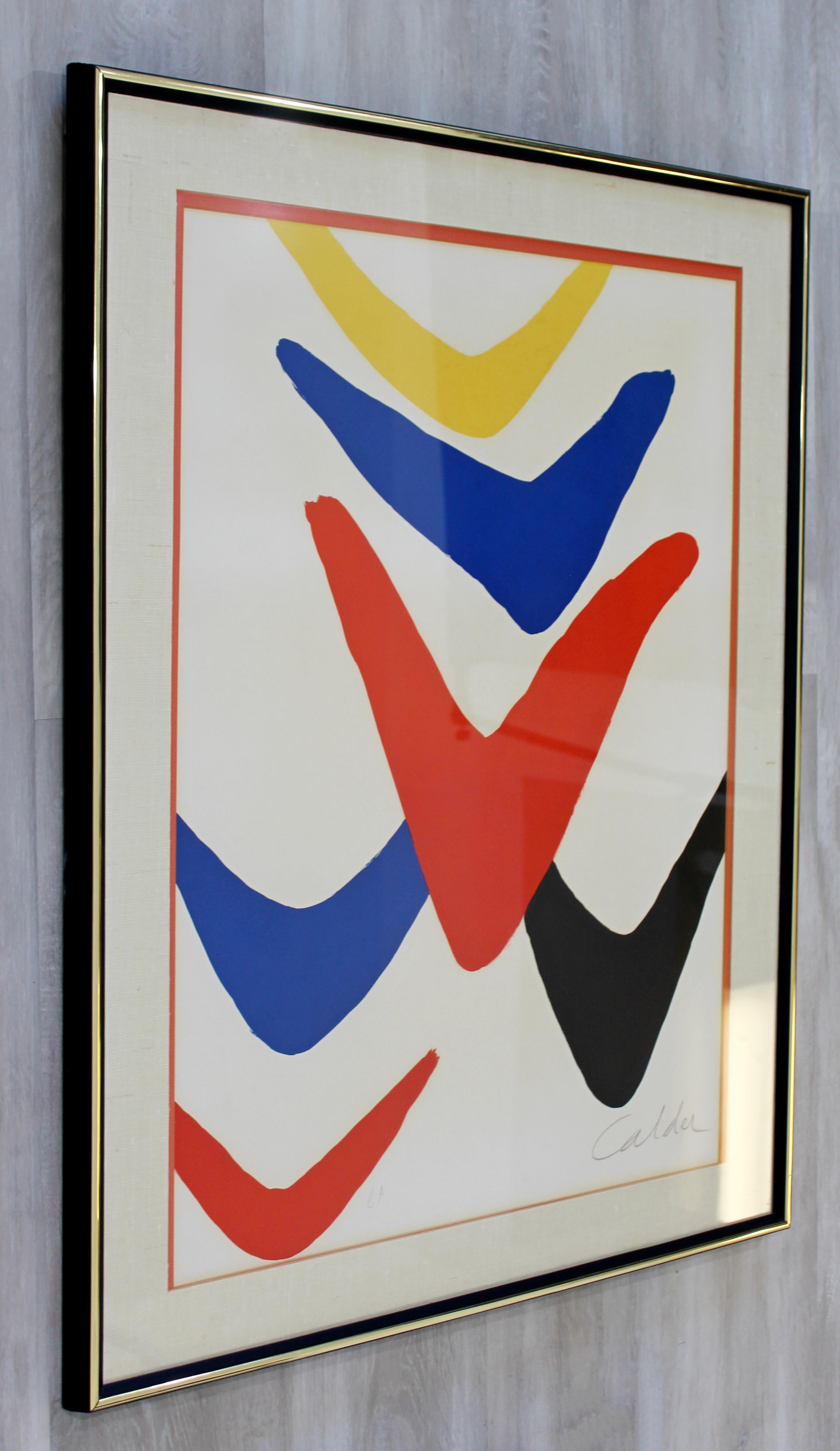 Mid-Century Modern Lithographie Boomerang encadrée moderne du milieu du siècle dernier signée par Alexander Calder, années 1960