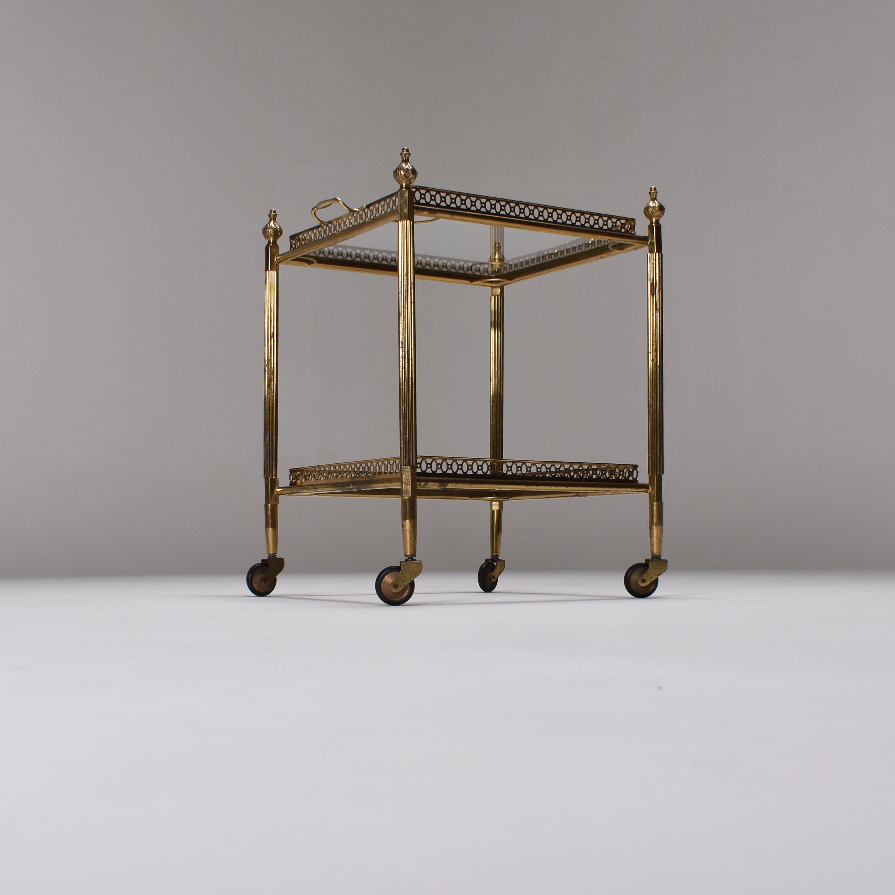 Mid-Century Modern, France, 1950, Brass and Glas Bar Cart Trolley, from Paris 4