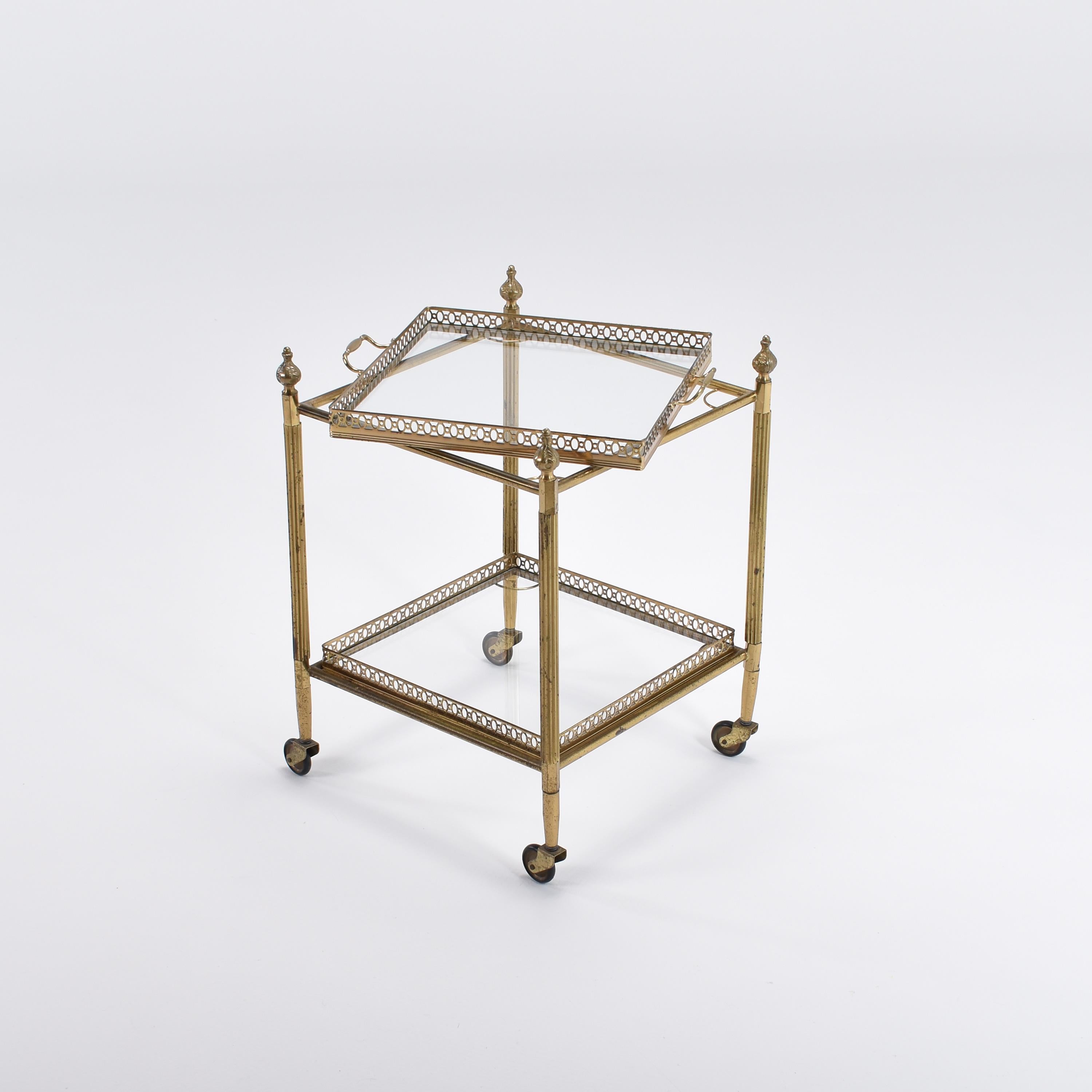 Mid-Century Modern, France, 1950, Brass and Glas Bar Cart Trolley, from Paris 2