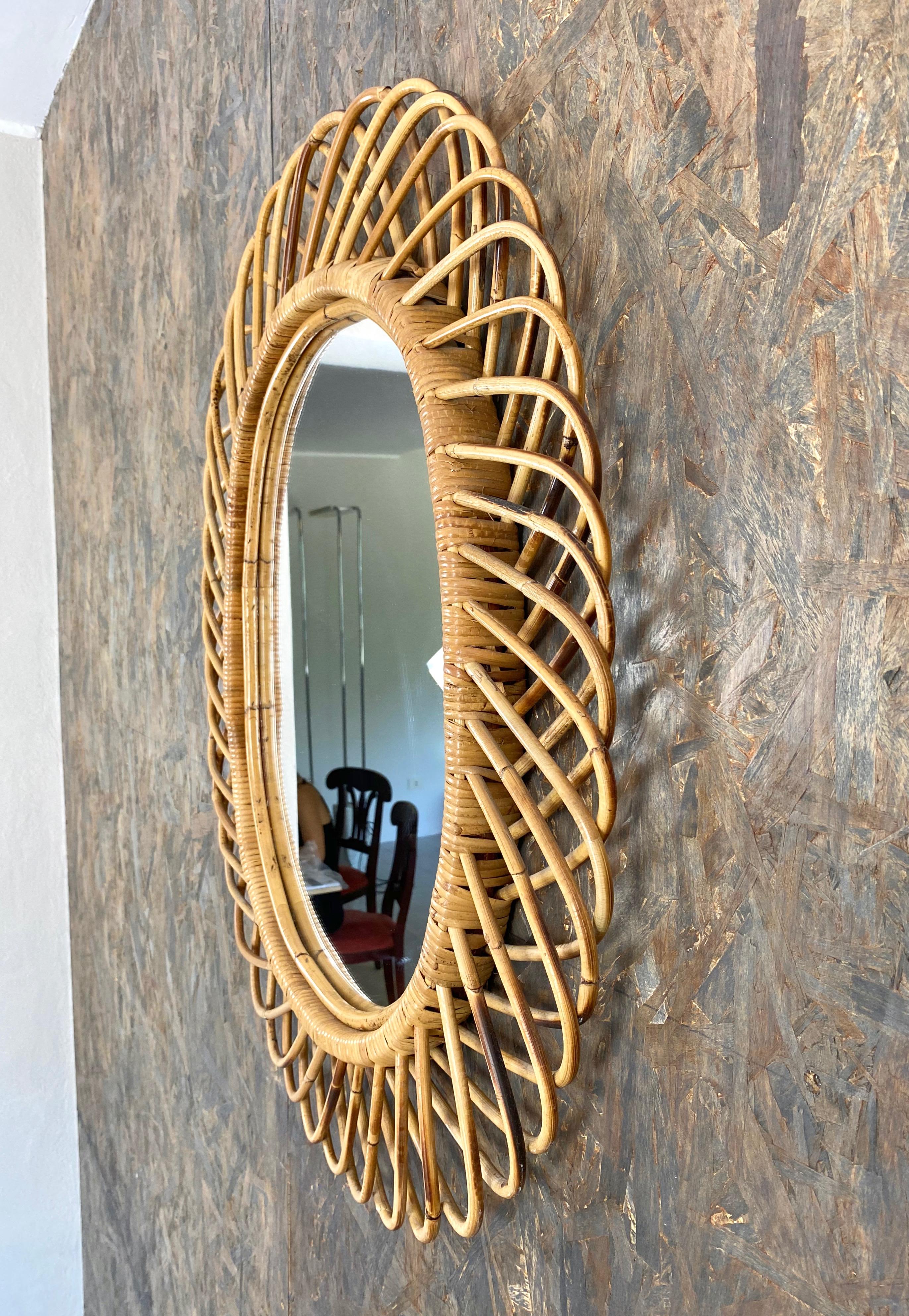 Mid-Century Modern Rattan and Bamboo Oval Mirror, Italy, 1960s In Good Condition In Rome, IT