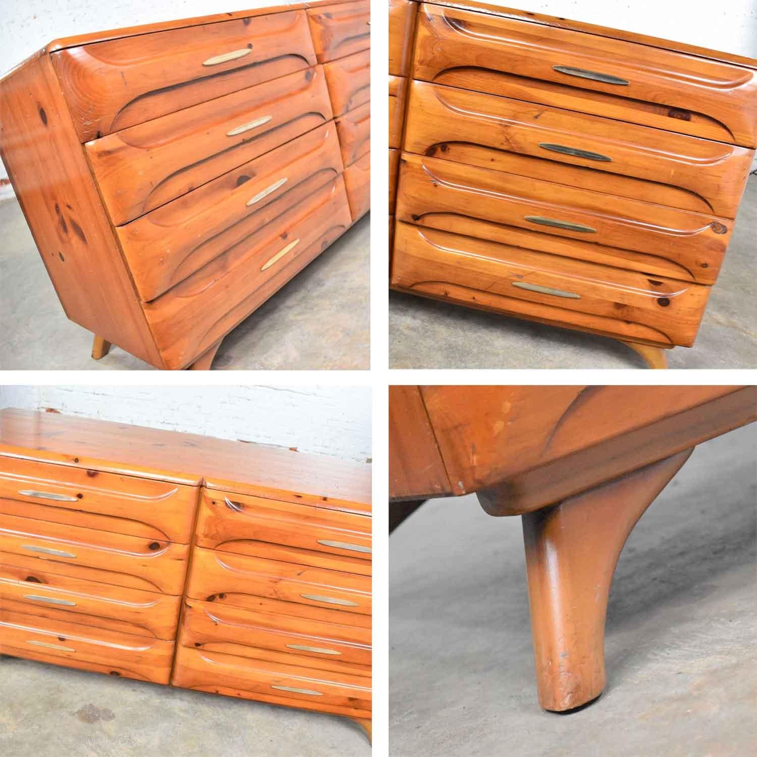 Mid-Century Modern Franklin Shockey Sculpted Pine Low Double Dresser or Credenza 3