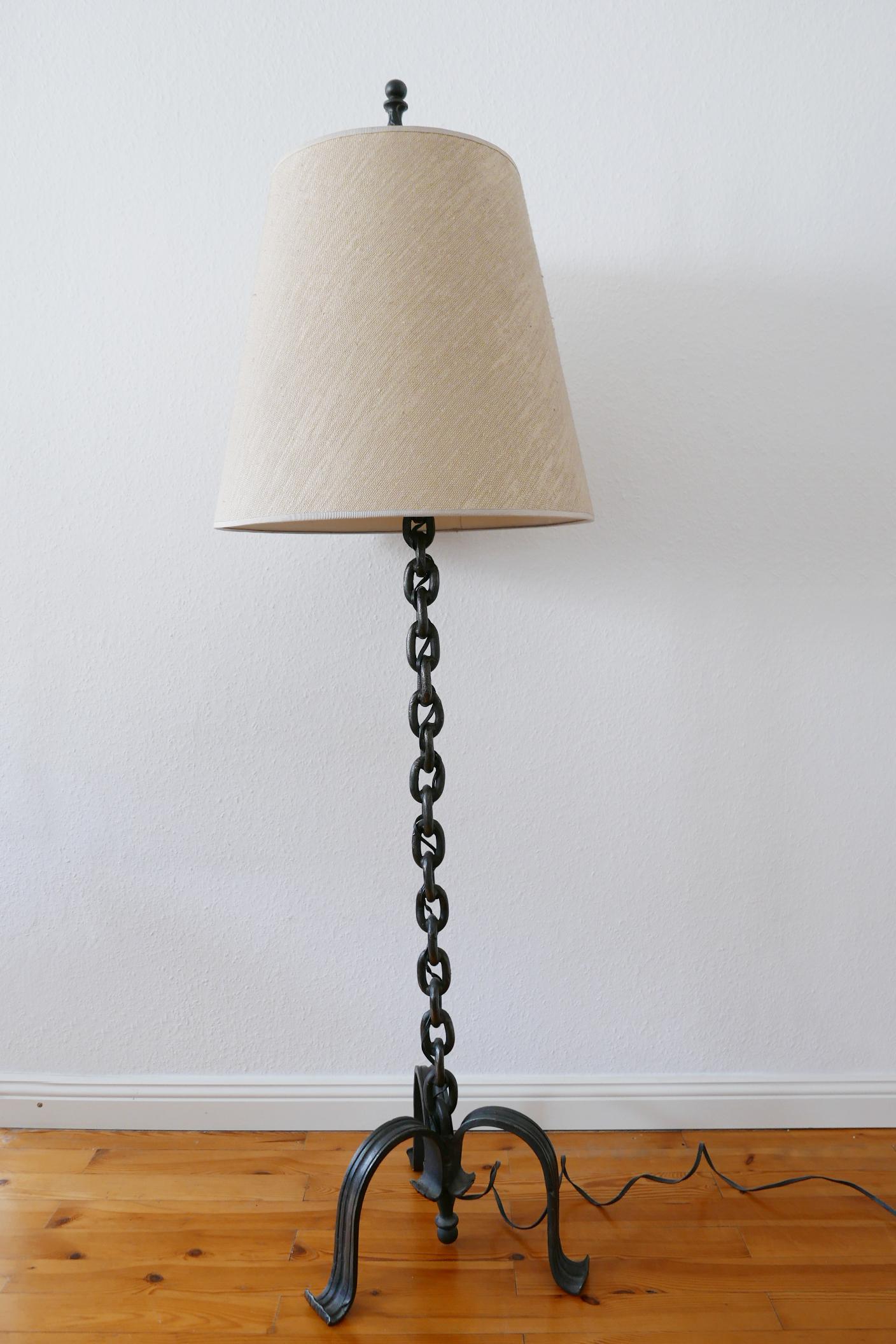 Mid-Century Modern Franz West Style Wrought Iron Chain Floor Lamp 1960s, Germany In Good Condition For Sale In Munich, DE