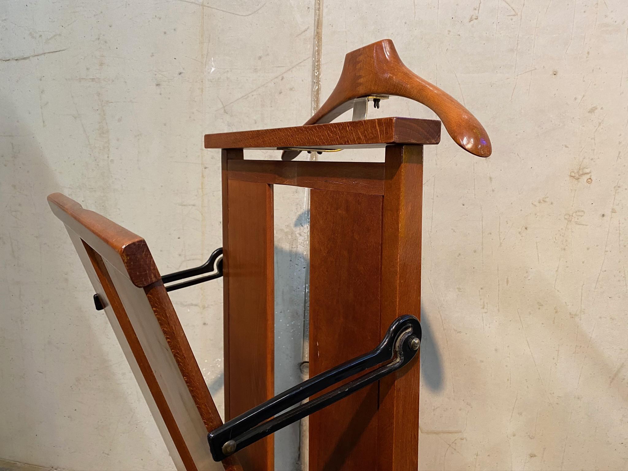 Mid-Century Modern Fratelli Reguitti Clothes Press Valet by Ico Parisi, Italy In Good Condition In Hamburg, DE