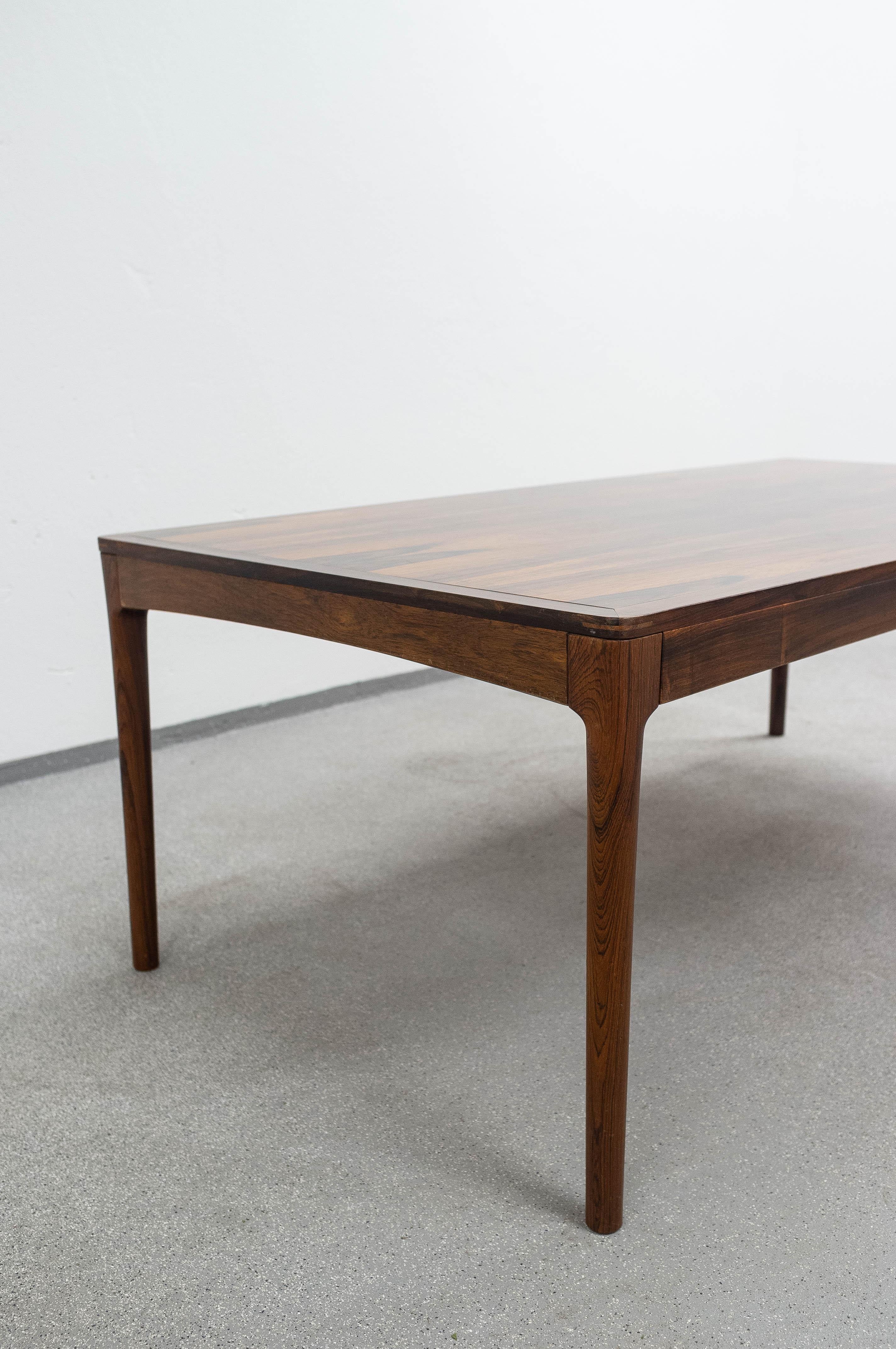 Mid-Century Modern Fredrik Kayser Rosewood Coffee Table In Good Condition For Sale In Oslo, NO