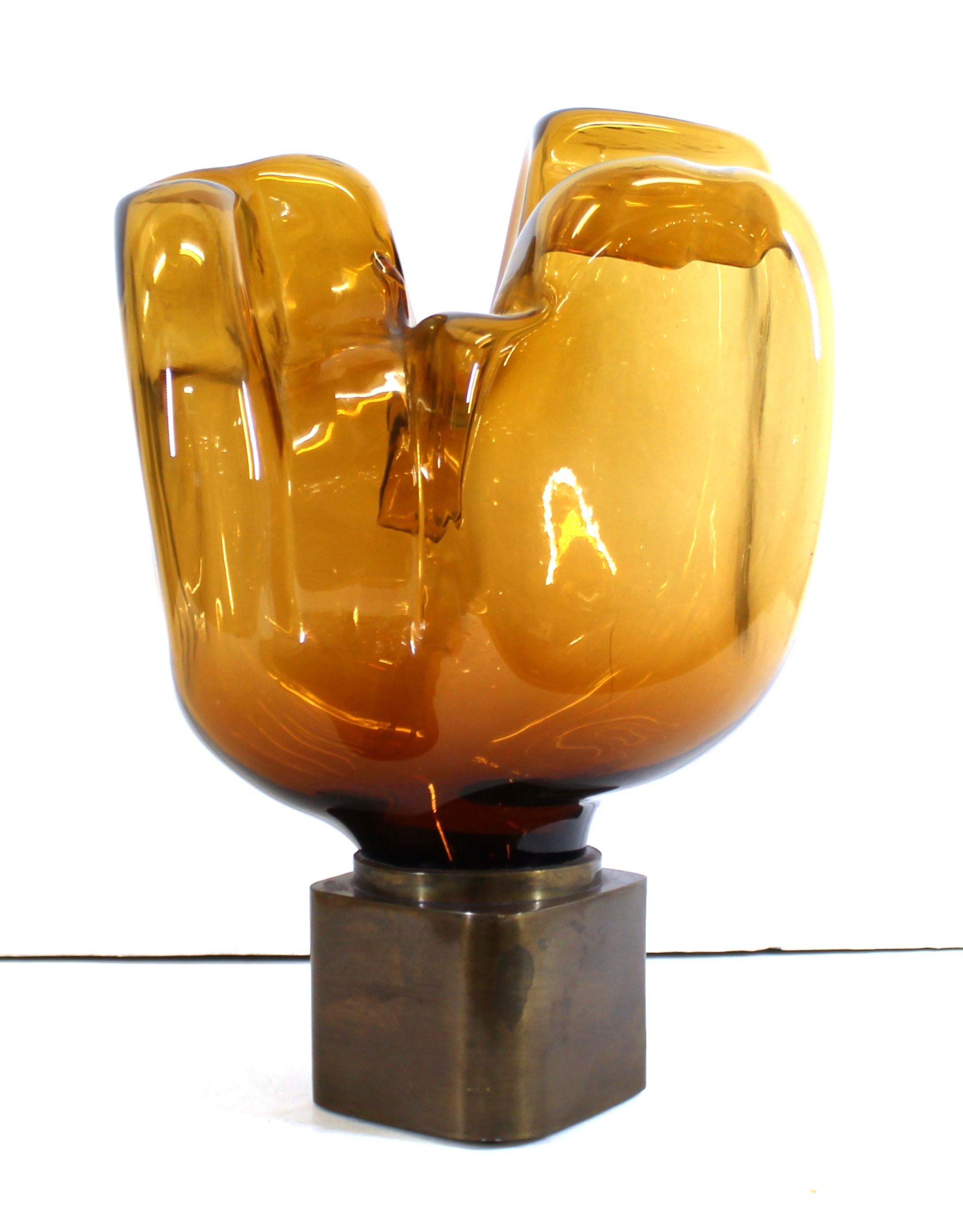 amber sculpture