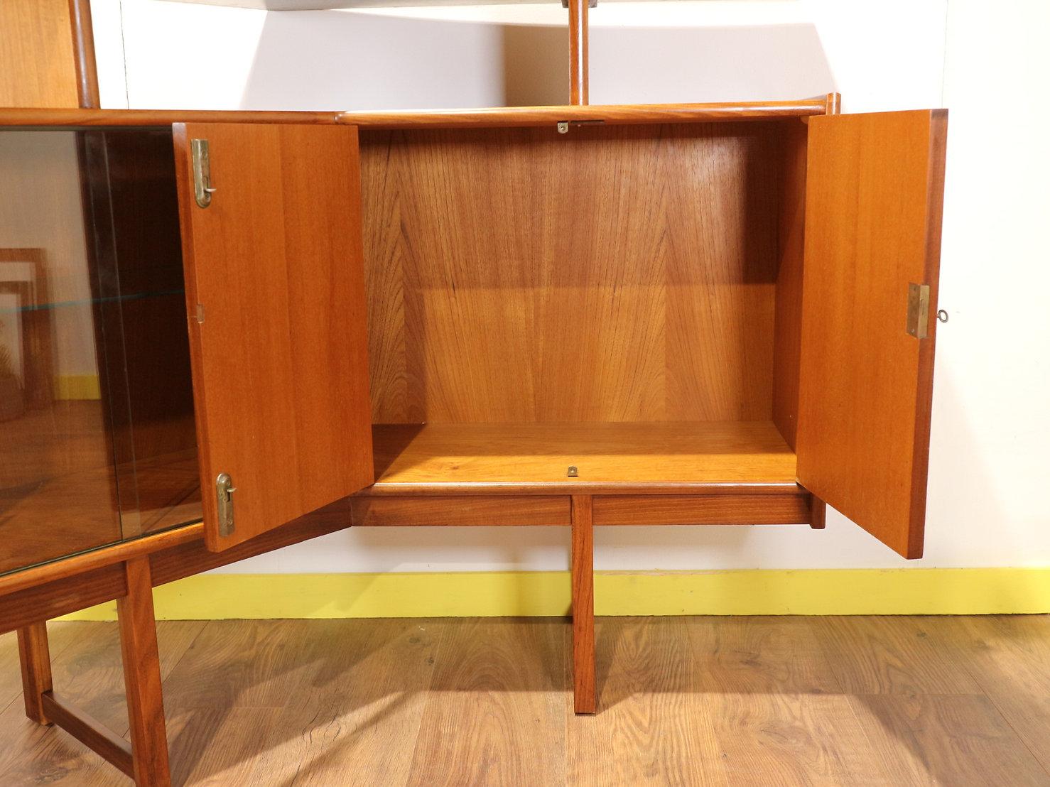 20th Century Mid-Century Modern Free Standing Bar Drinks Cabinet by Turnidge of London