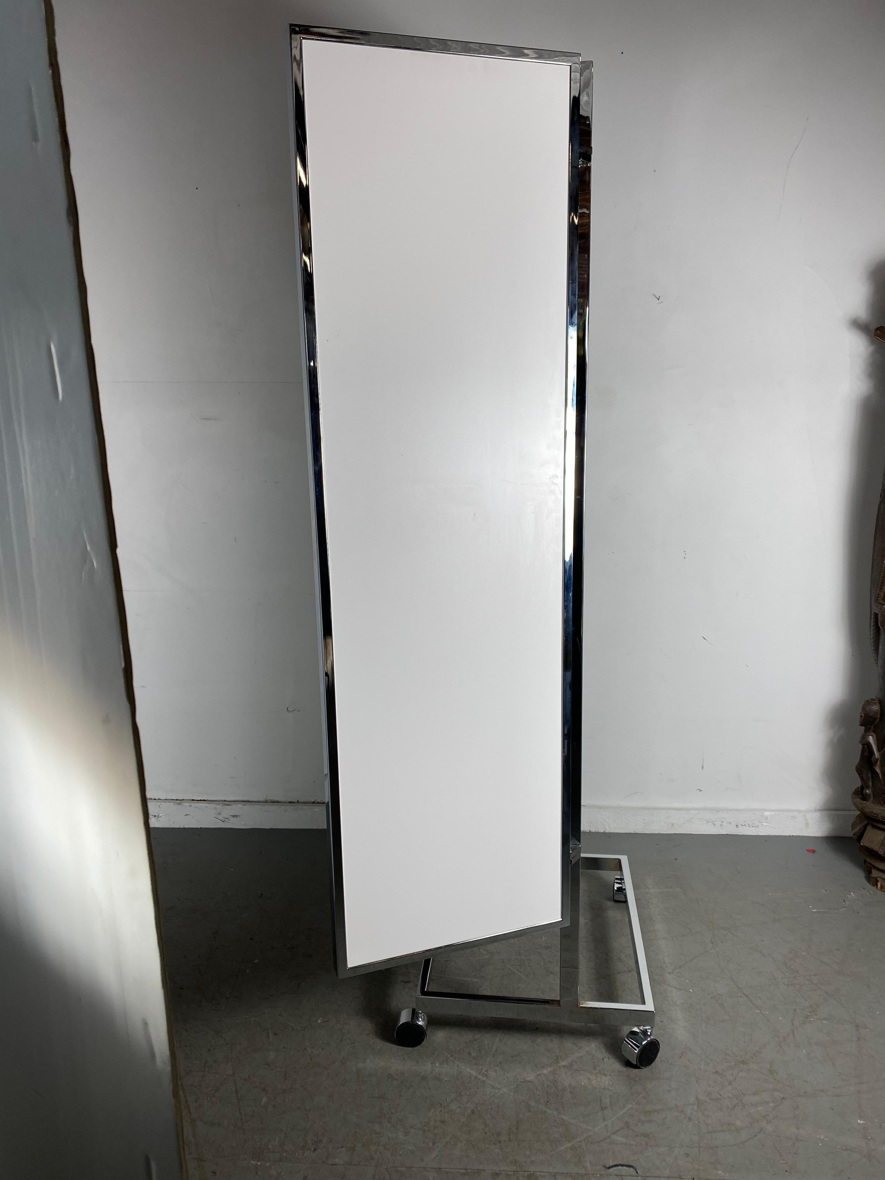 3 panel mirror