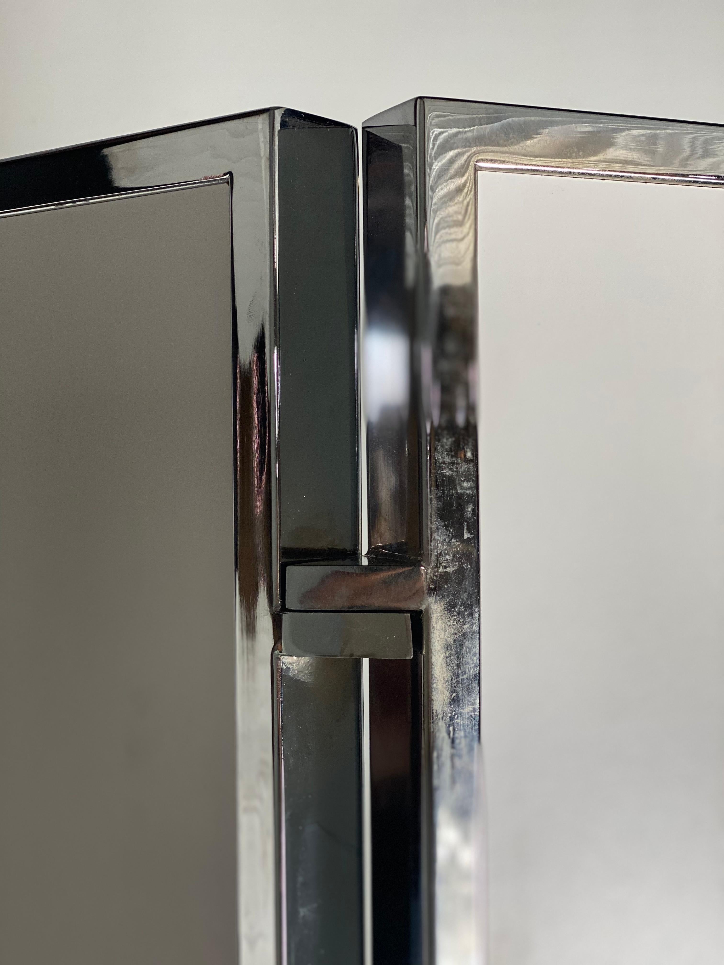 American Mid-Century Modern Free-Standing Chrome Three-Panel Mirror, Milo Baughman Style