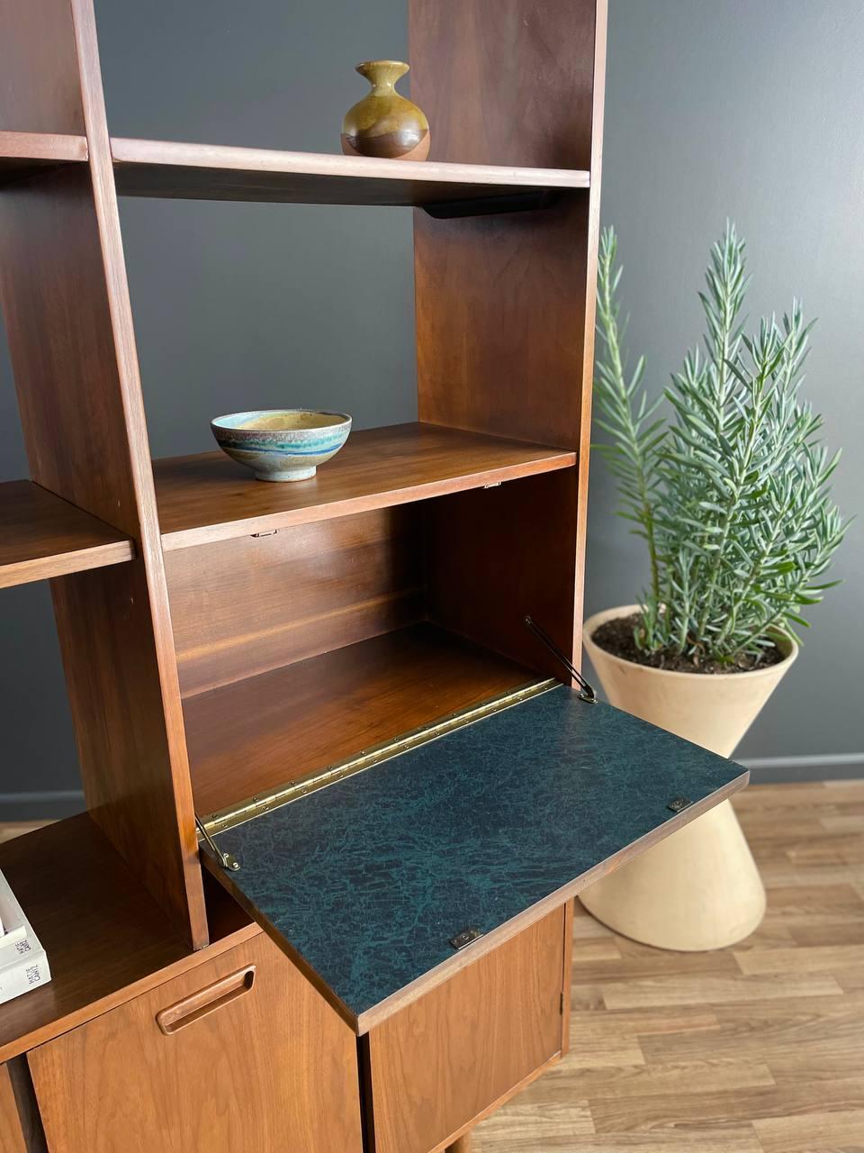 Mid-Century Modern Free-Standing Walnut Bookshelf 2