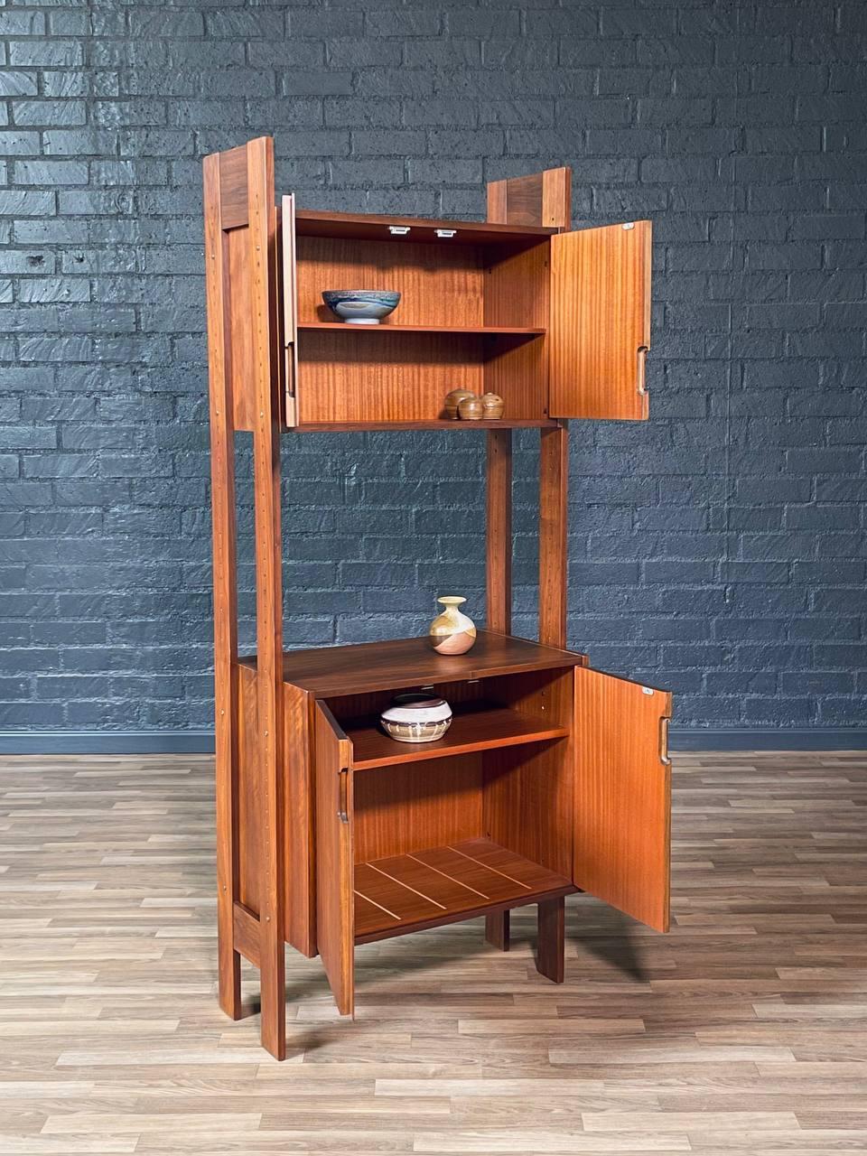 American Mid-Century Modern Free-Standing Walnut Bookshelf Storage Unit For Sale