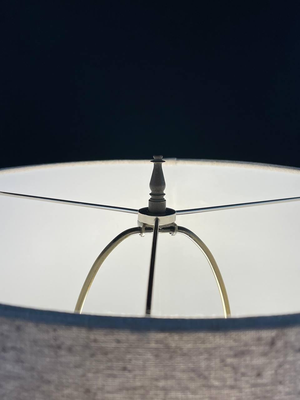Mid-Century Modern Freeform Rustic Root Table Lamp In Good Condition In Los Angeles, CA