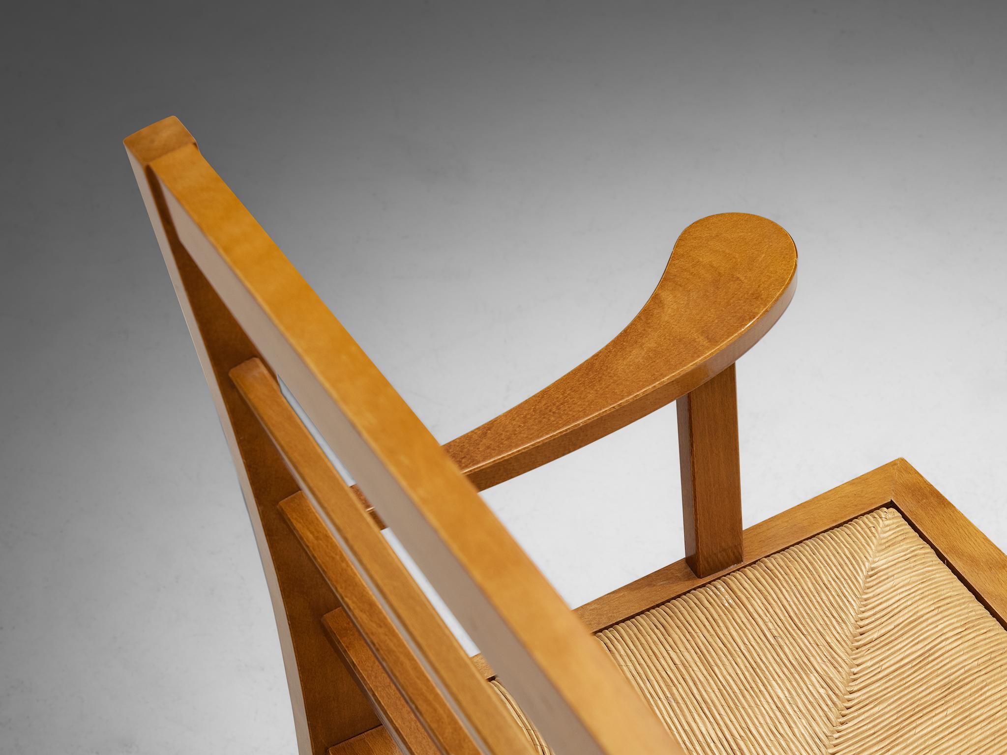 Banco francés moderno de mediados de siglo en madera cálida y junco Moderno de mediados de siglo en venta