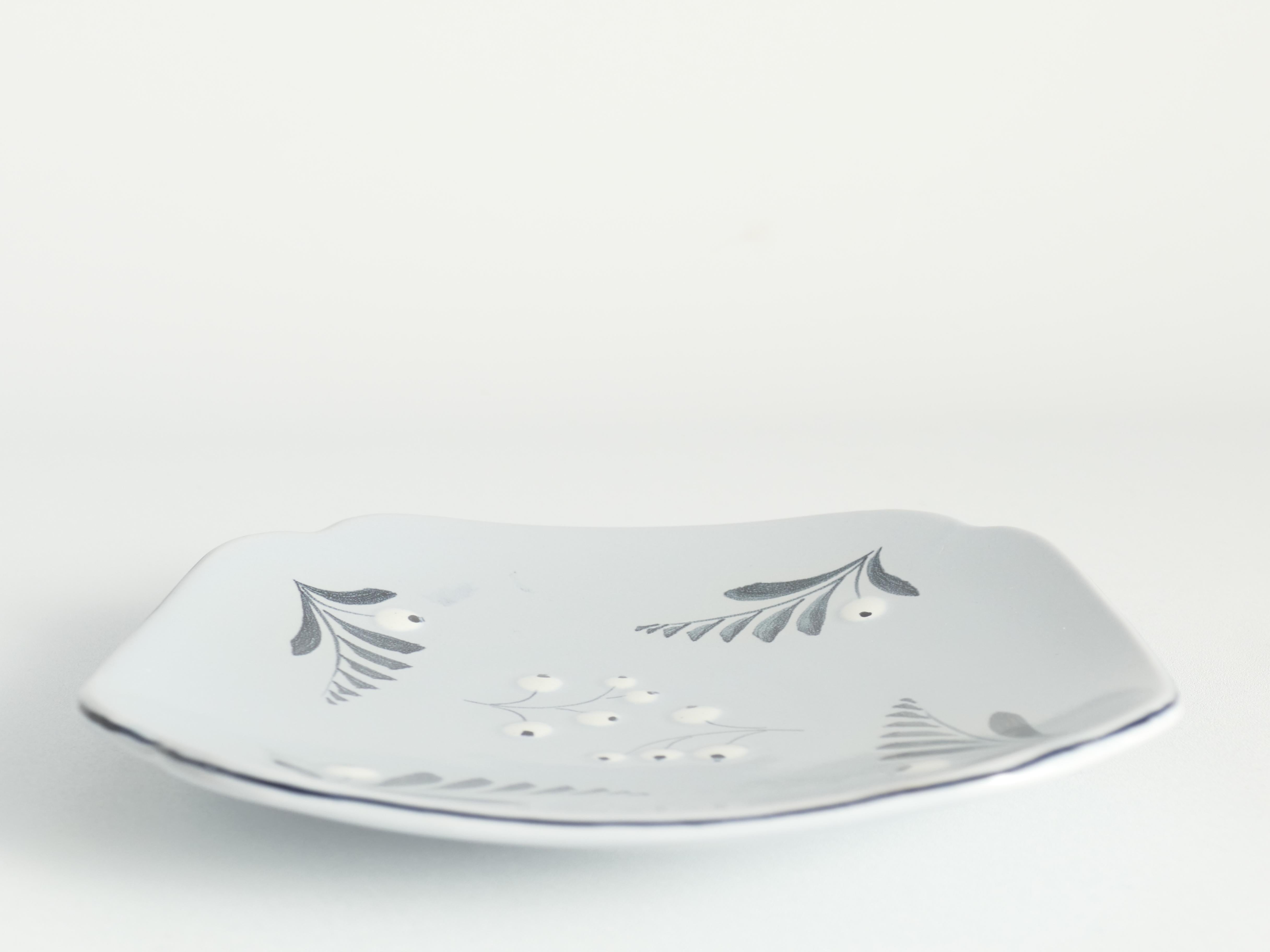 Mid-20th Century Mid-Century Modern French Blue Plate by Eva Jancke-Björk for Bo Fajans, Sweden For Sale