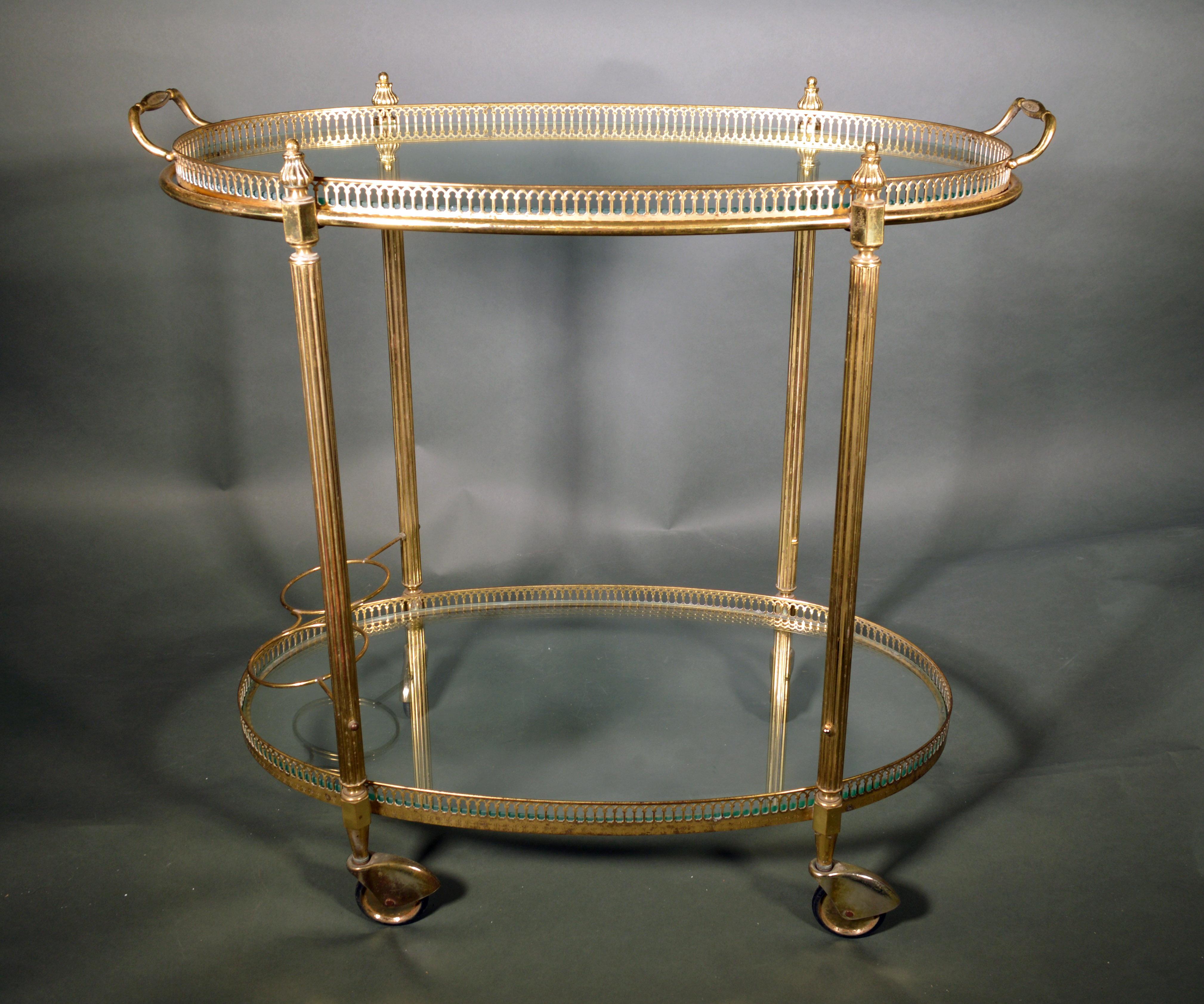 Mid-Century Modern French Brass and Glass Bar Cart, the 1950s In Good Condition In Downingtown, PA