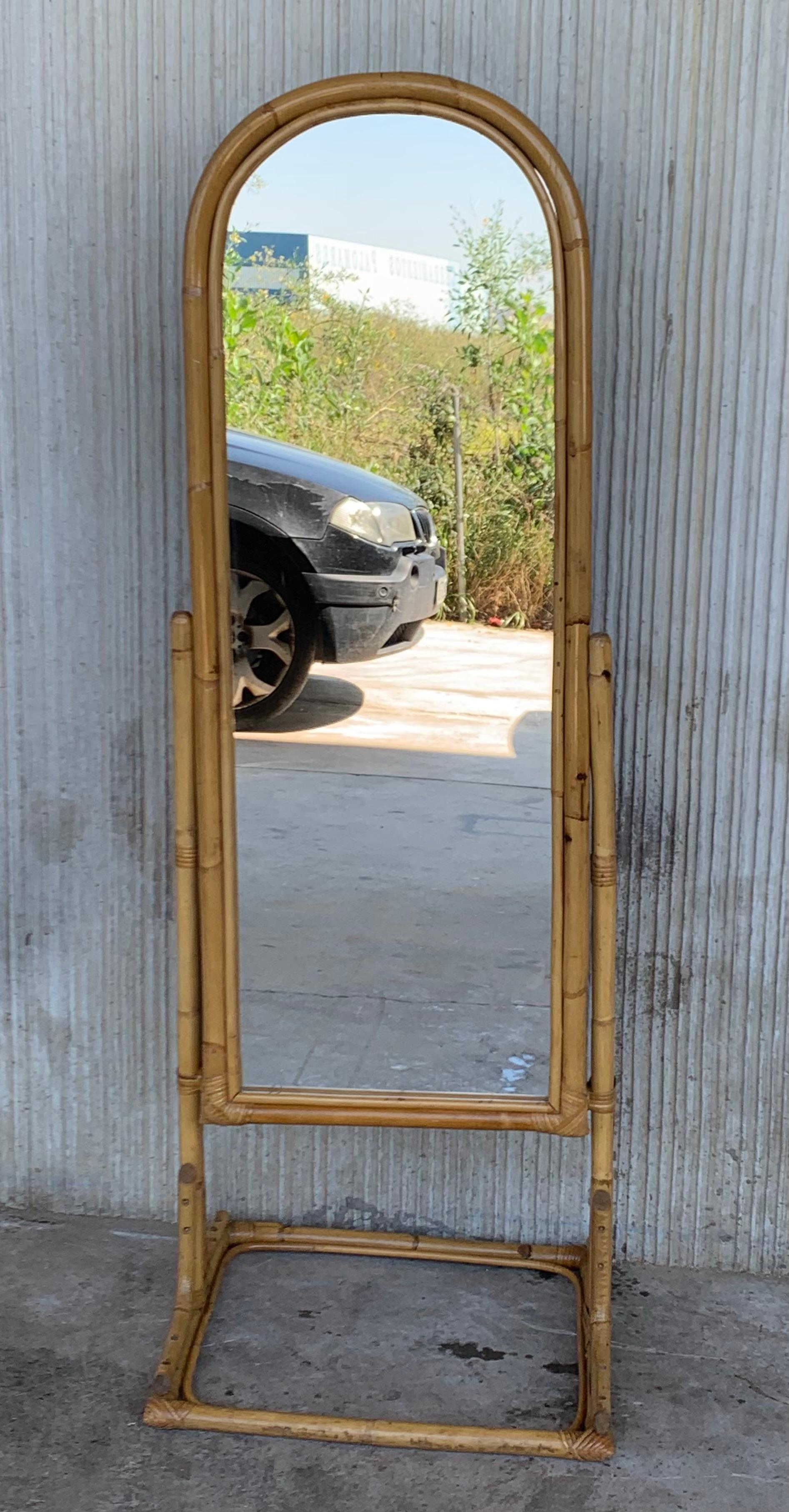 Mid-Century Modern French Faux Bamboo Cheval Mirror with Back Hanger In Good Condition In Miami, FL