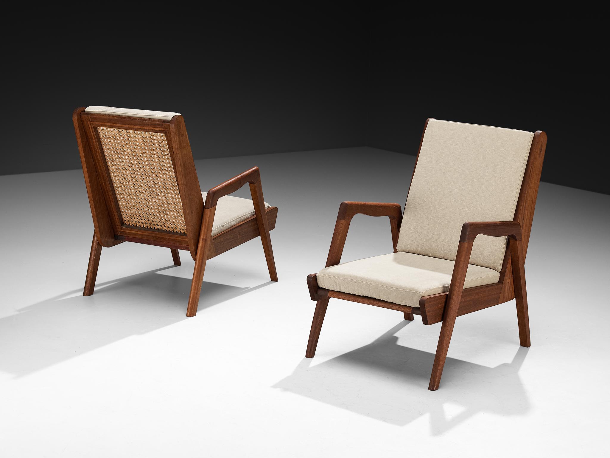 Chaises longues françaises modernes du milieu du siècle en teck et rotin en vente 2