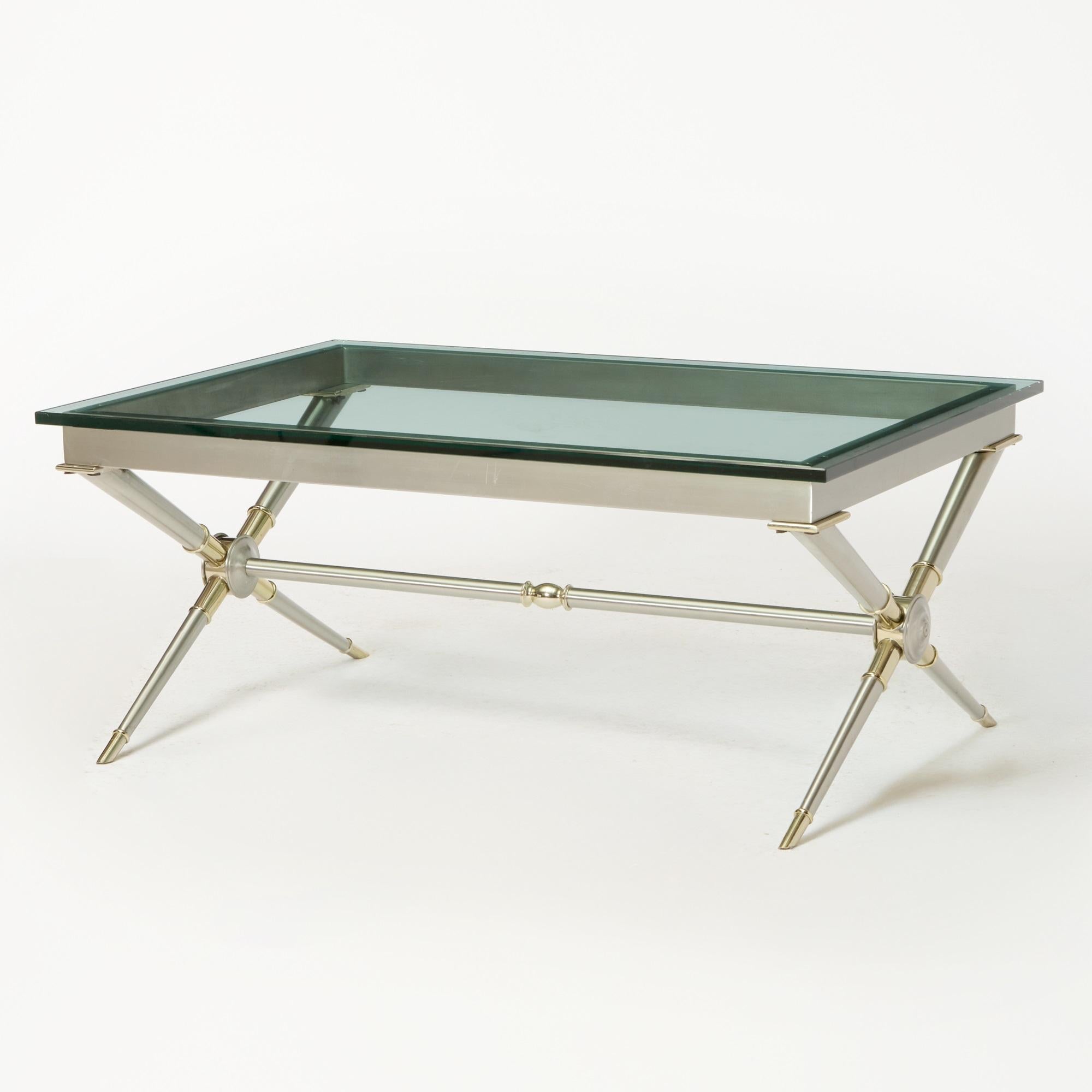 Moderner französischer Maison Baguès Tisch mit Glasplatte aus Stahl und vergoldetem Bronze, Mitte des Jahrhunderts (Metall) im Angebot