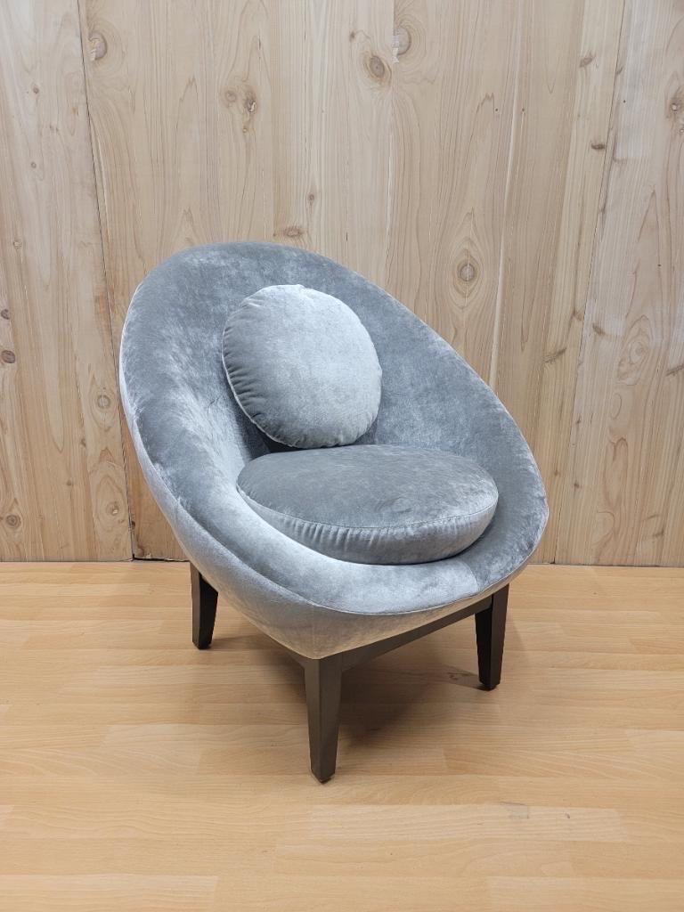 Mid-Century Modern French Modernist Chair Newly Upholstered For Sale 1