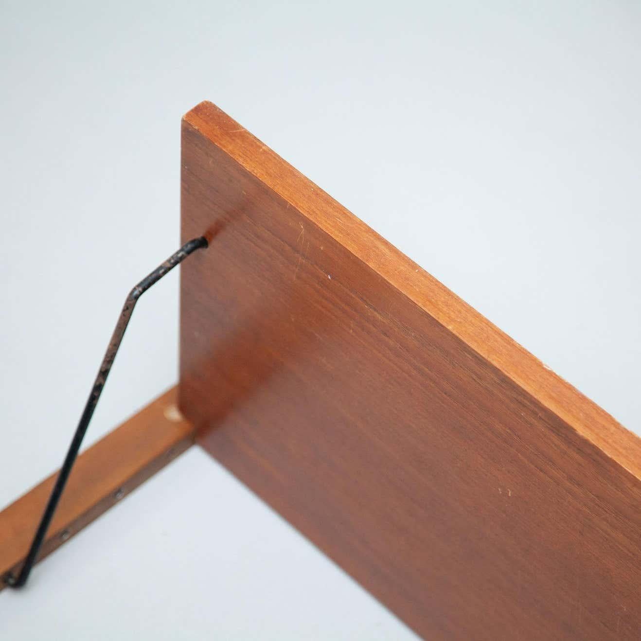 Mid-Century Modern French Modular System Shelve, Wood and Metal For Sale 9