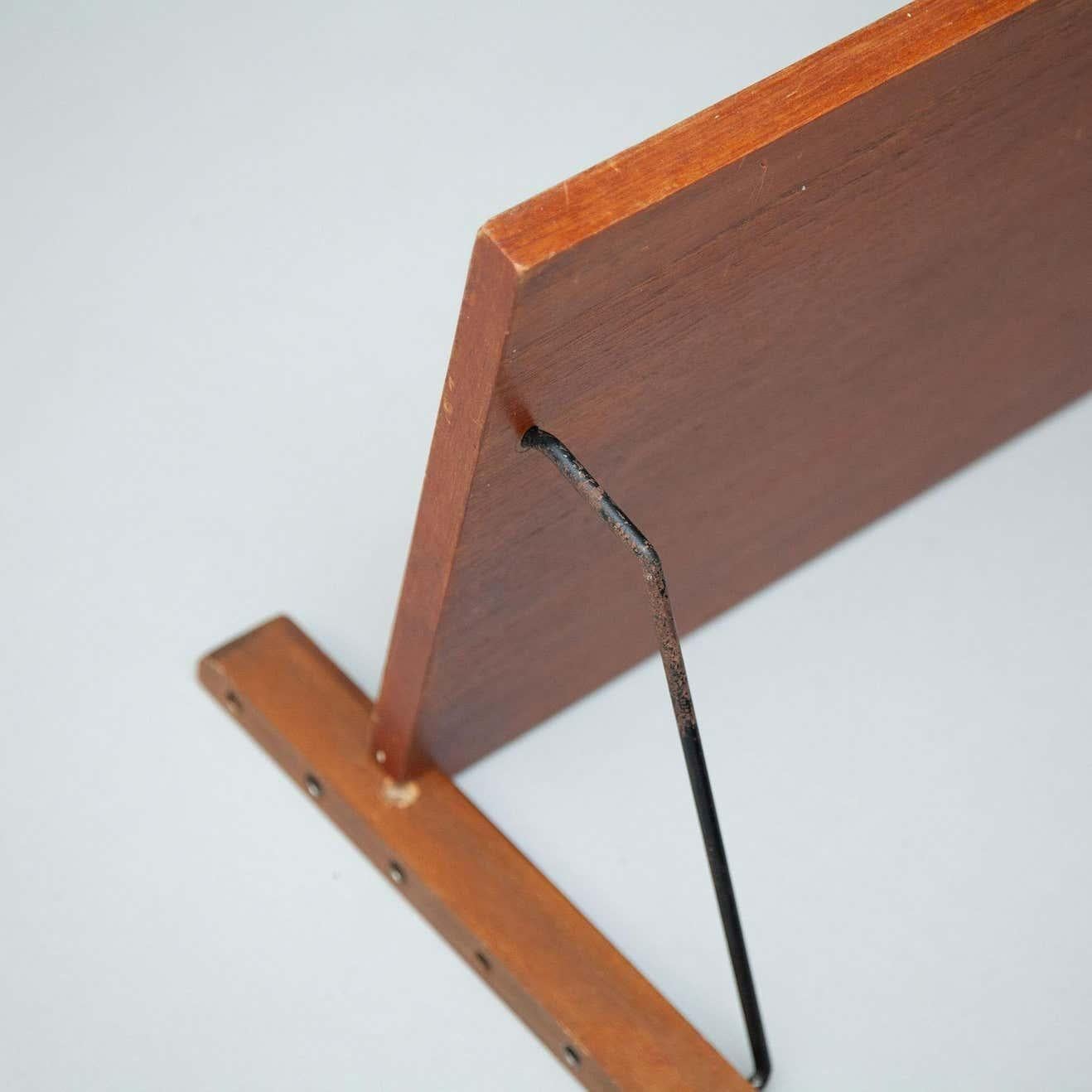Mid-Century Modern French Modular System Shelve, Wood and Metal For Sale 13