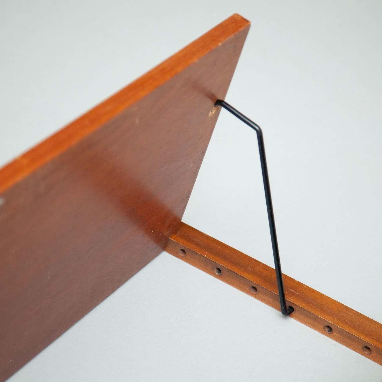 Mid-Century Modern French Modular System Shelve, Wood and Metal In Good Condition For Sale In Barcelona, ES