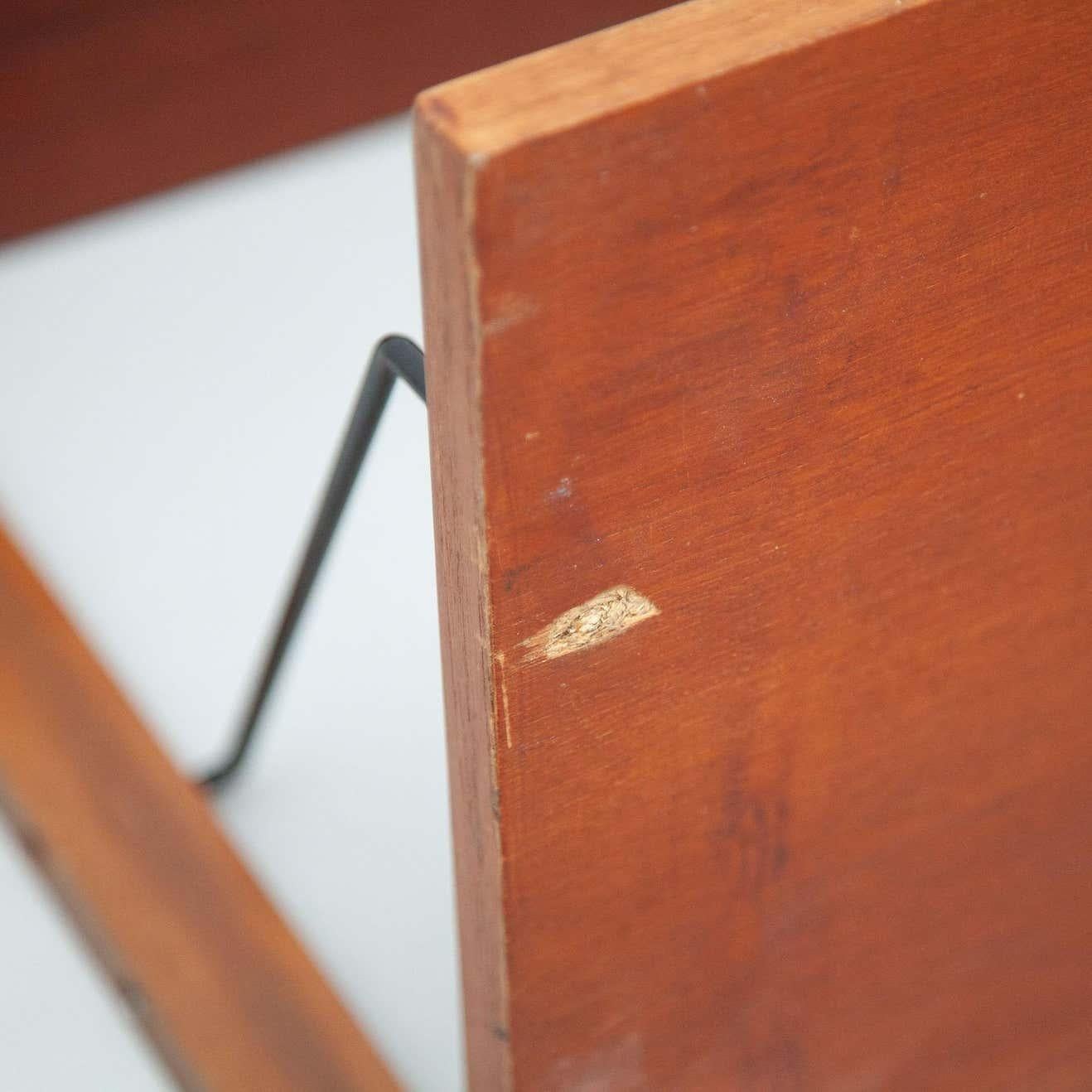 Mid-Century Modern French Modular System Shelve, Wood and Metal For Sale 2