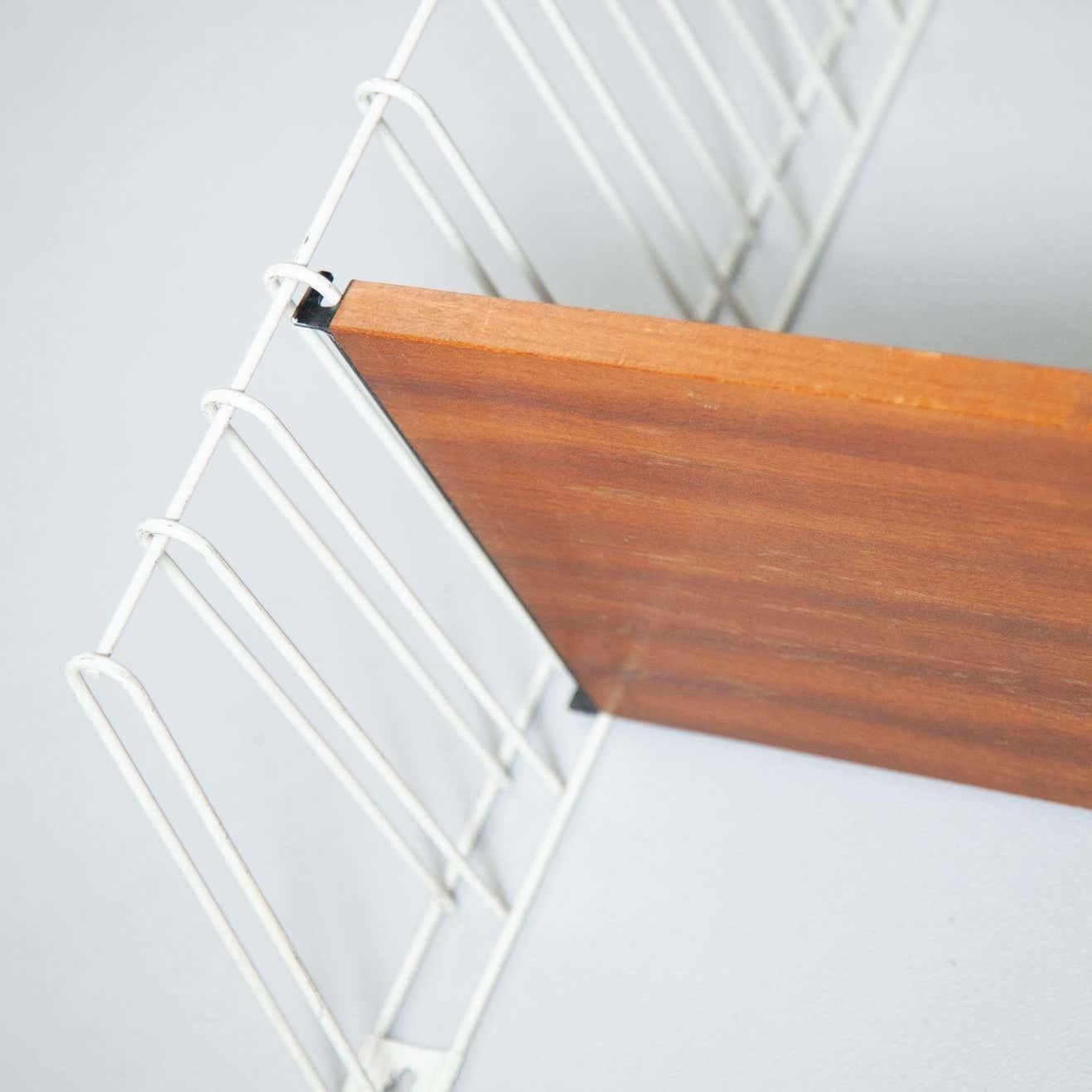 Metà XX secolo Scaffale francese modulare di metà secolo, Wood e metallo in vendita