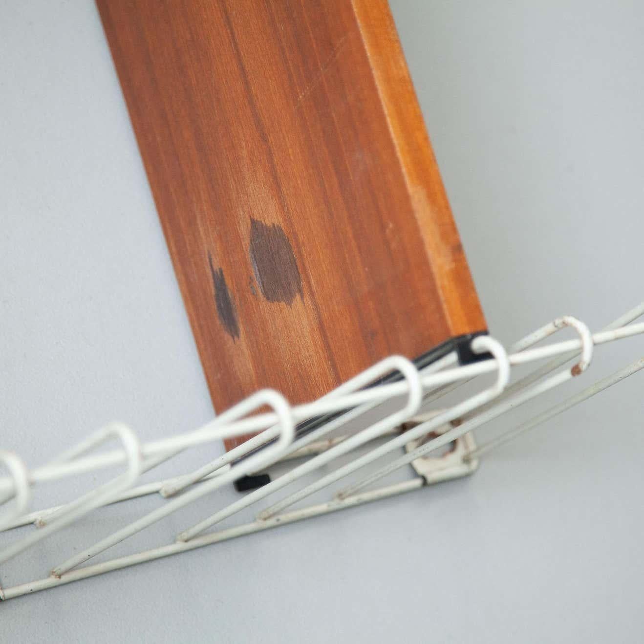 Metallo Scaffale francese modulare di metà secolo, Wood e metallo in vendita
