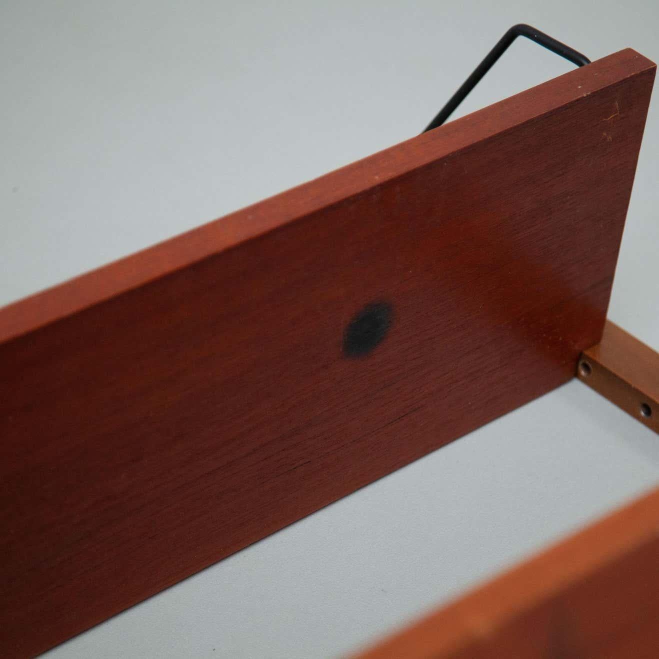 Mid-Century Modern French Modular System Shelve, Wood and Metal For Sale 4