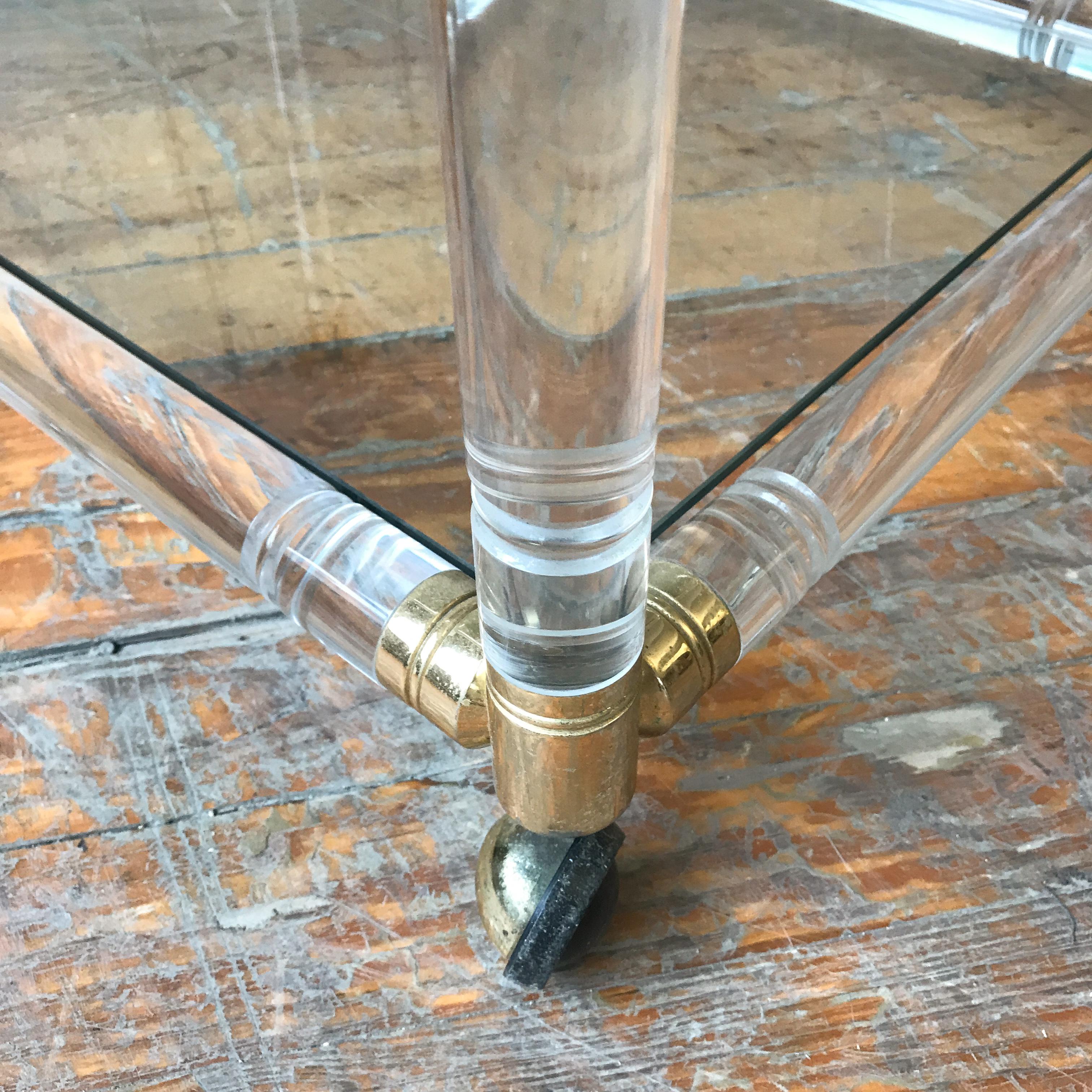 Chariot de bar en plexiglas et chrome de style moderne du milieu du siècle dernier en vente 3