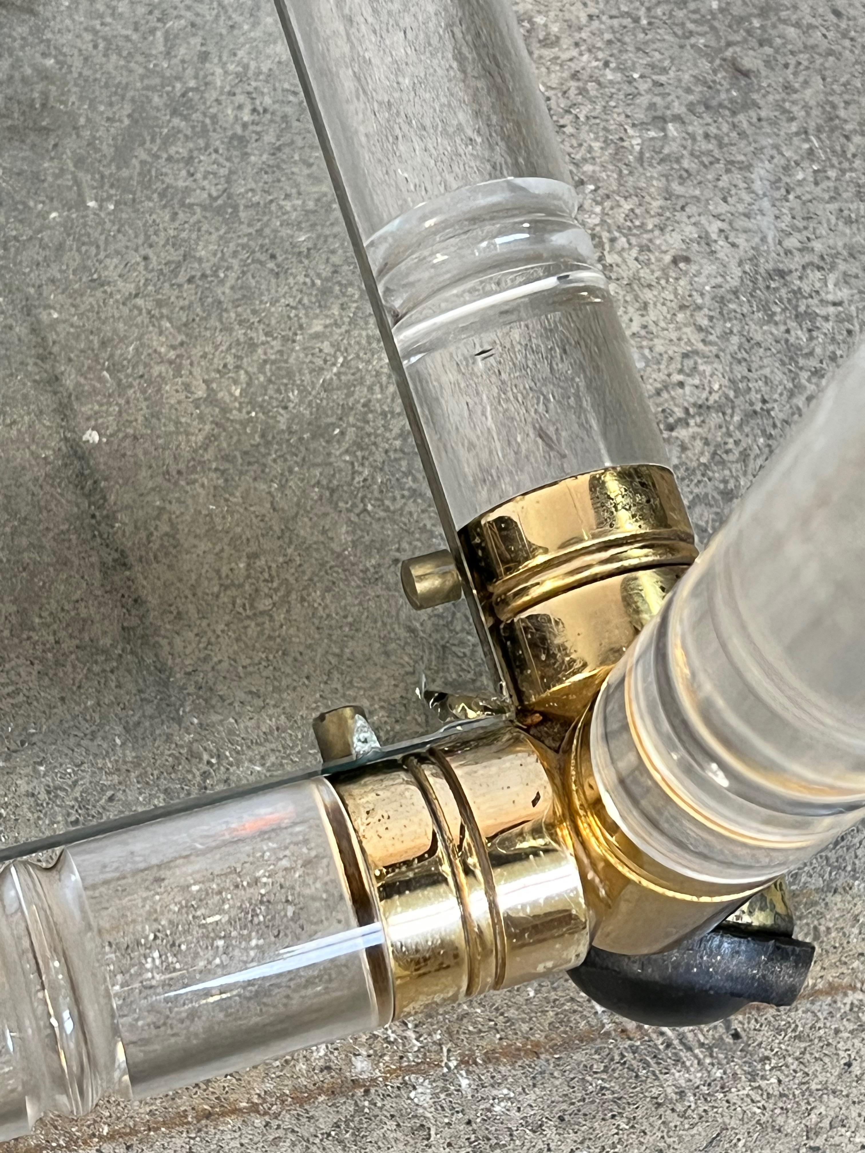 Chariot de bar en plexiglas et chrome de style moderne du milieu du siècle dernier en vente 5