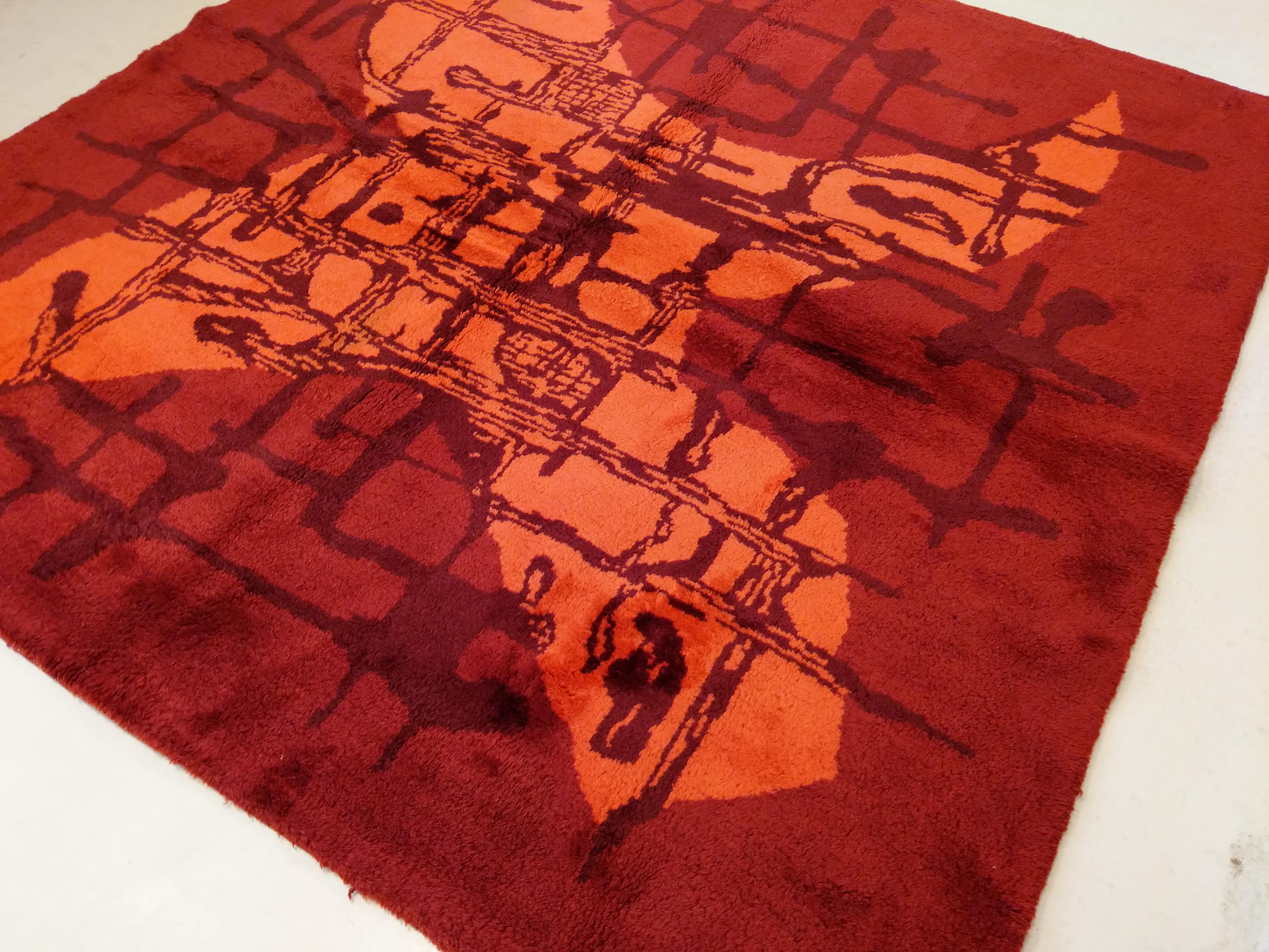 Hand-Knotted Mid-Century Modern French Red Wool Rug in the style of Mathieu Mategot For Sale